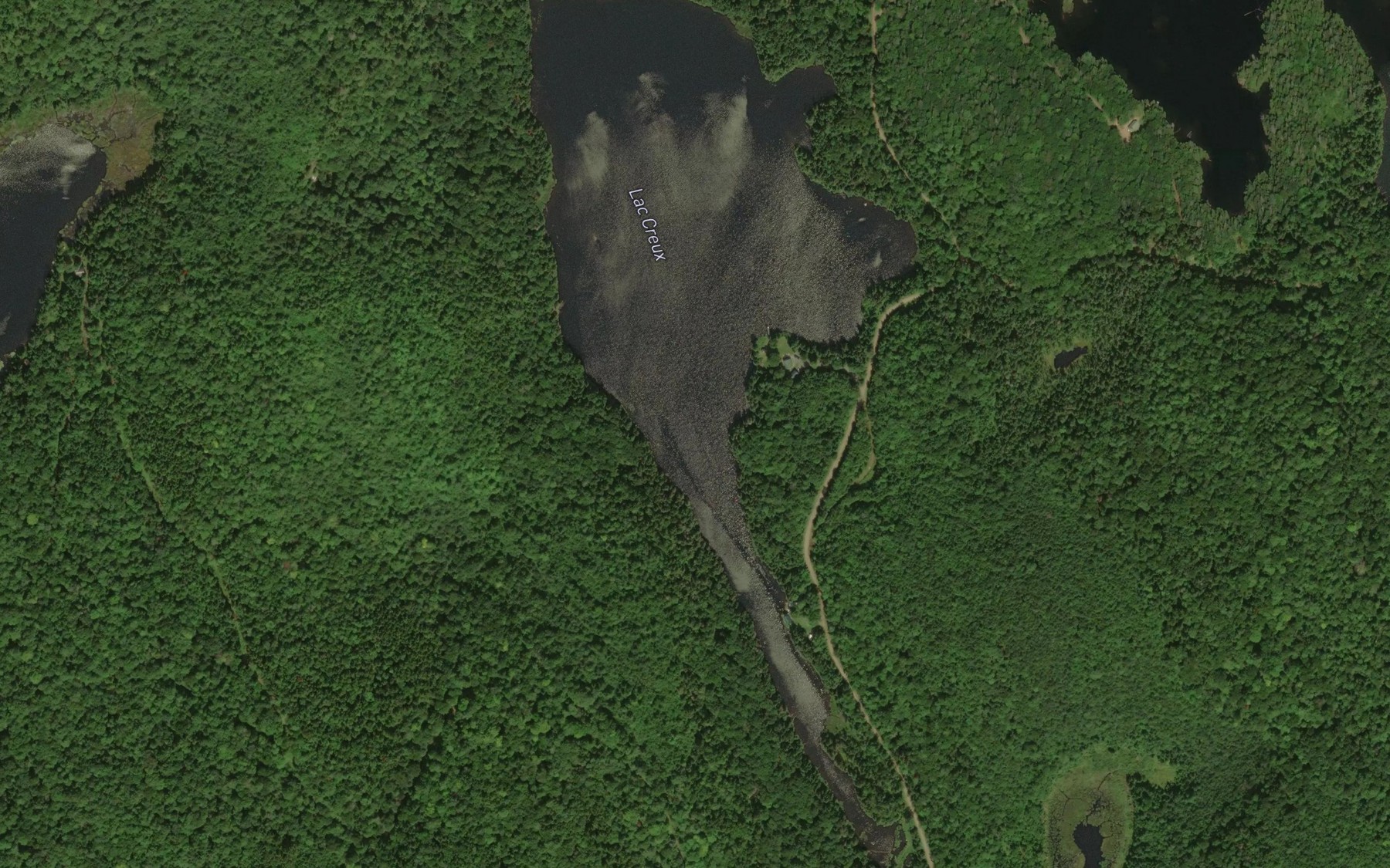 Satellite map of the Lac Creux