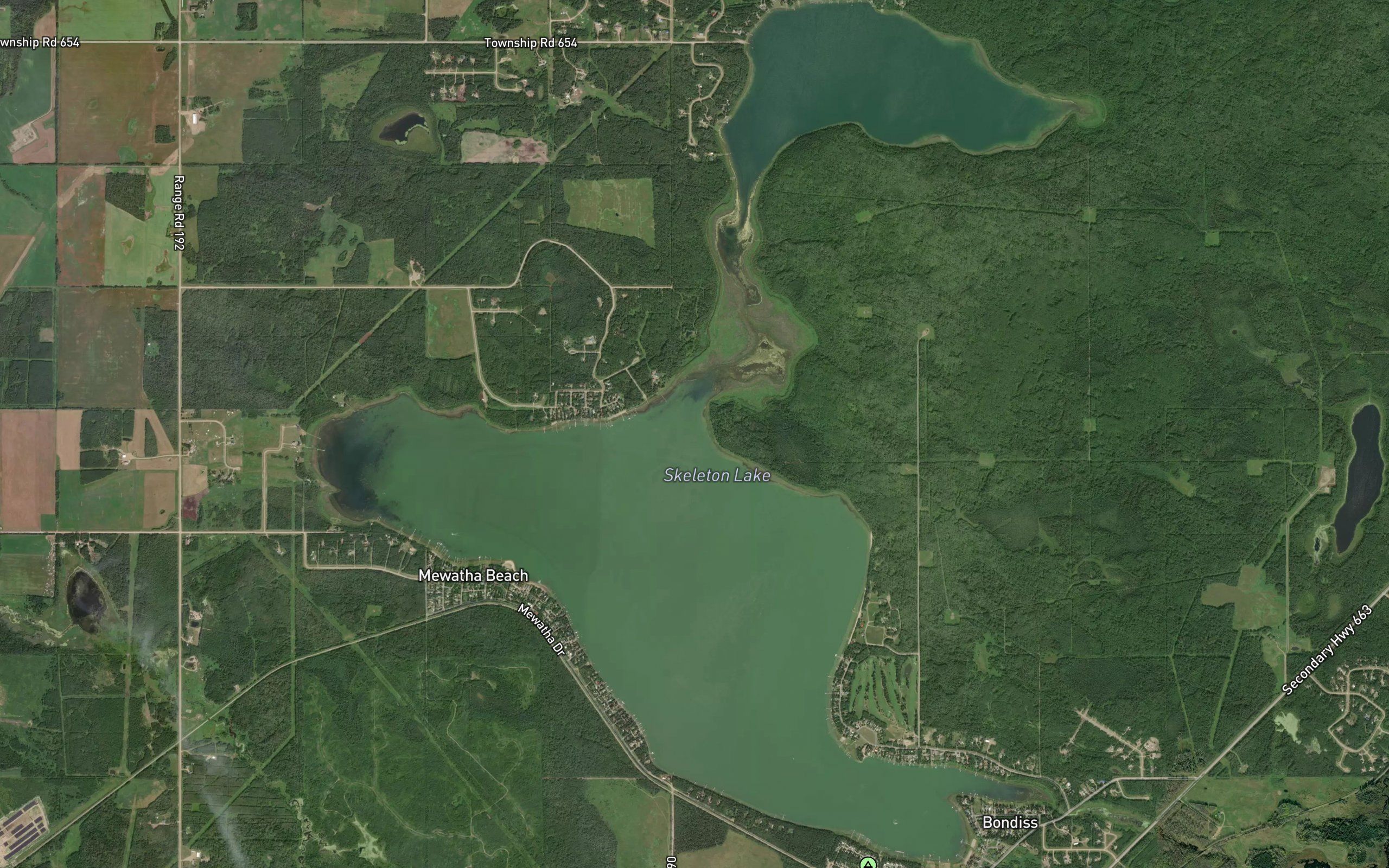 Skeleton Lake