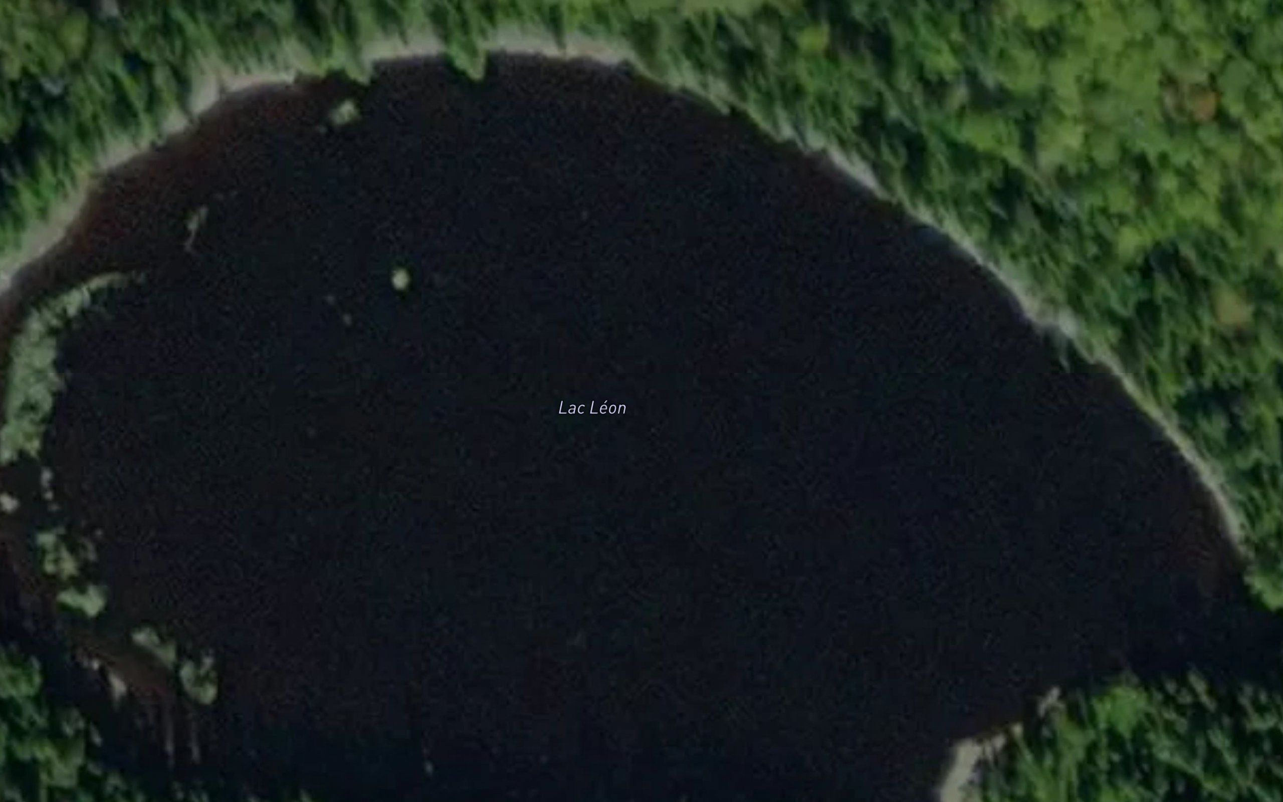 Lac Leon