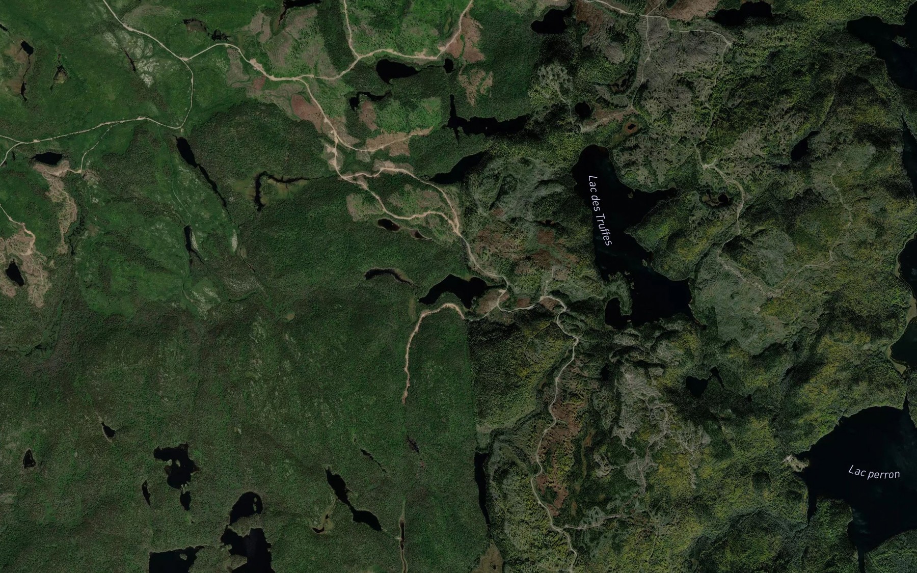 Satellite map of the Lac Huppe