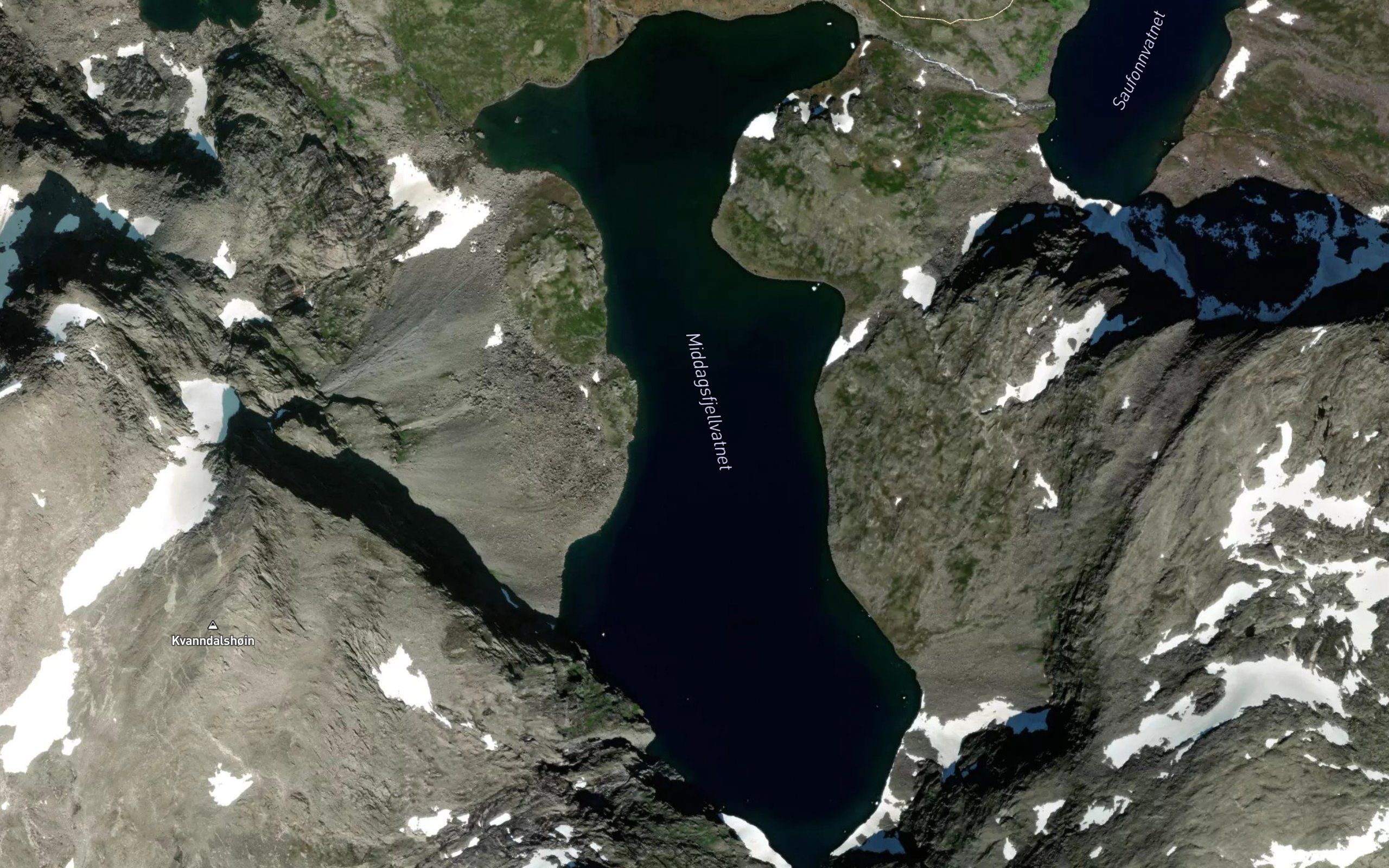 Middagsfjellvatnet