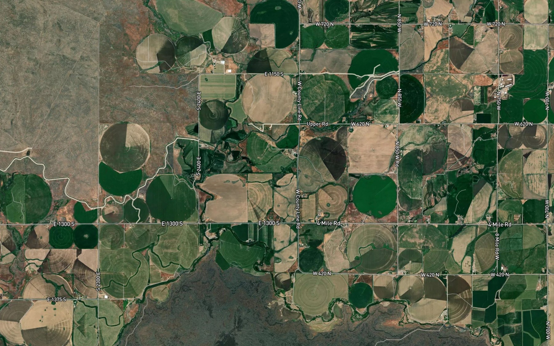 Satellite map of the Lateral 916D