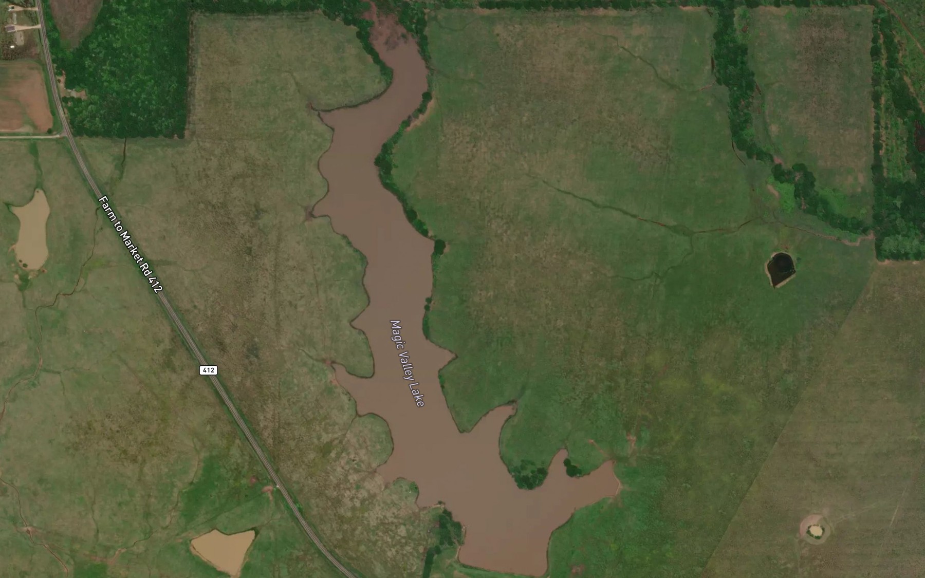 Satellite map of the Magic Valley Lake