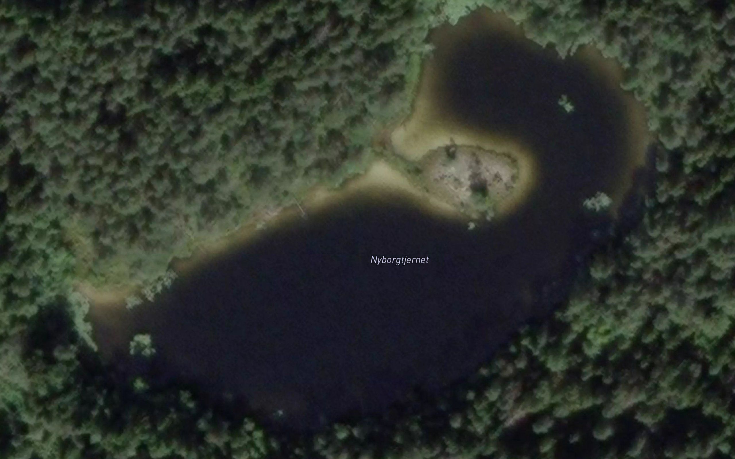 Fiskumtjernet