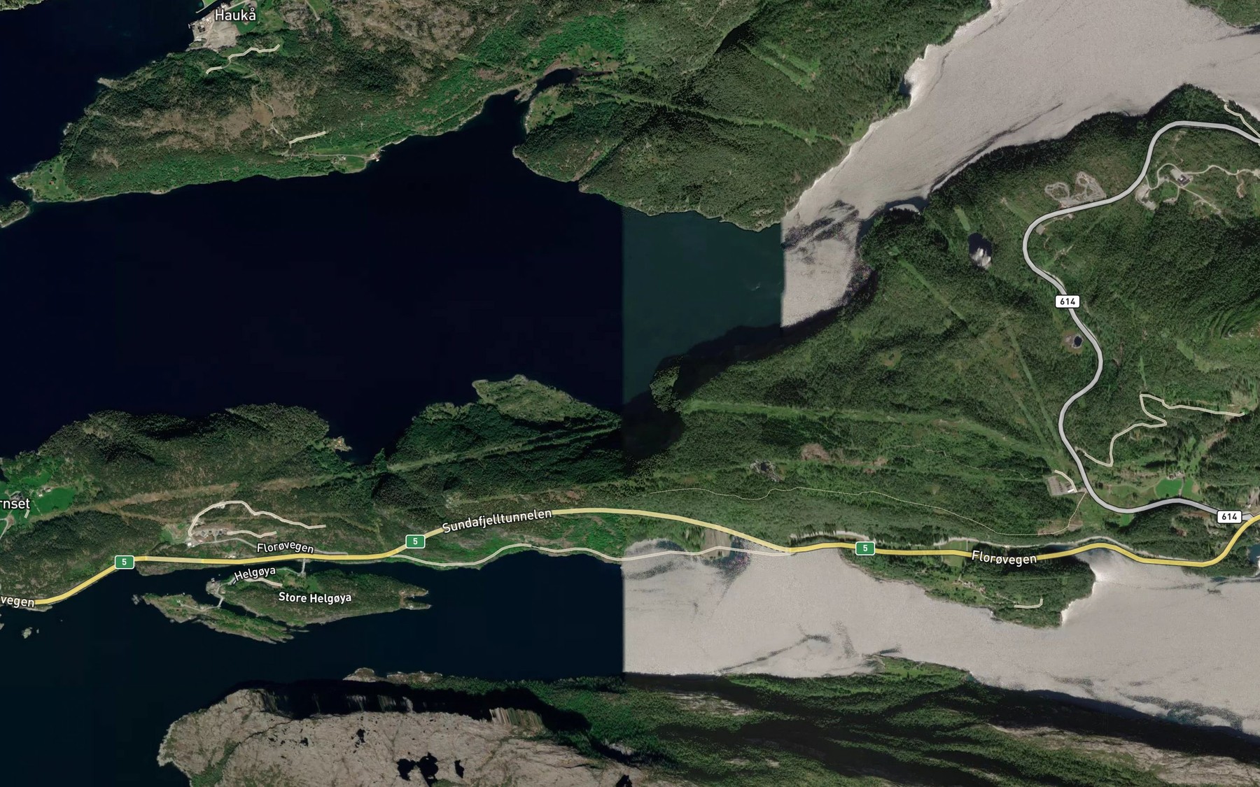Satellite map of the Almbakkevika