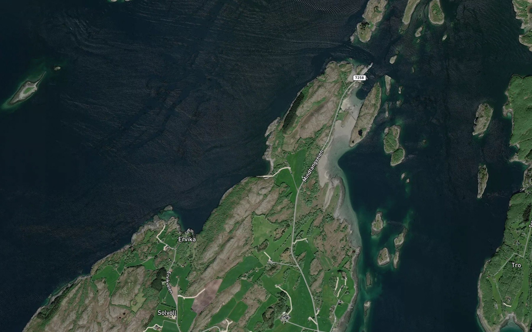 Satellite map of the Hustvika