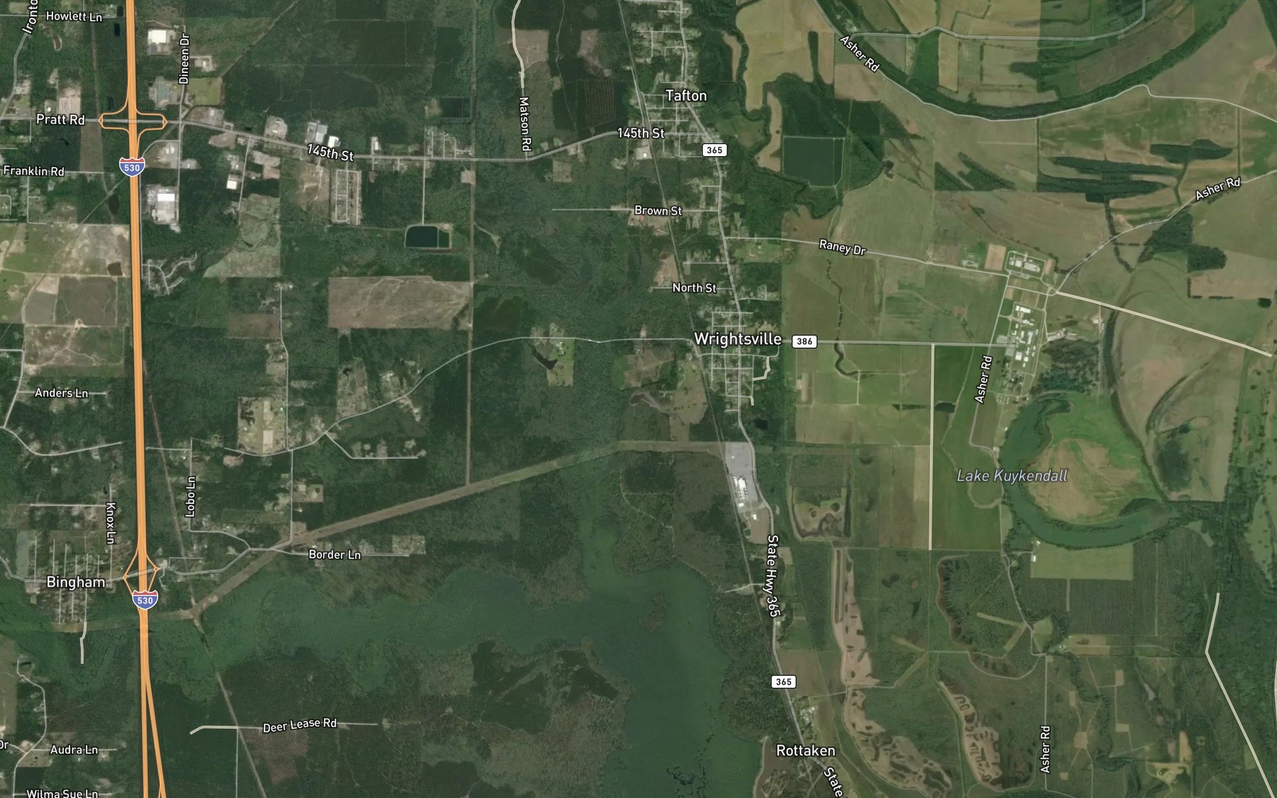 Satellite map of the Walton Lake
