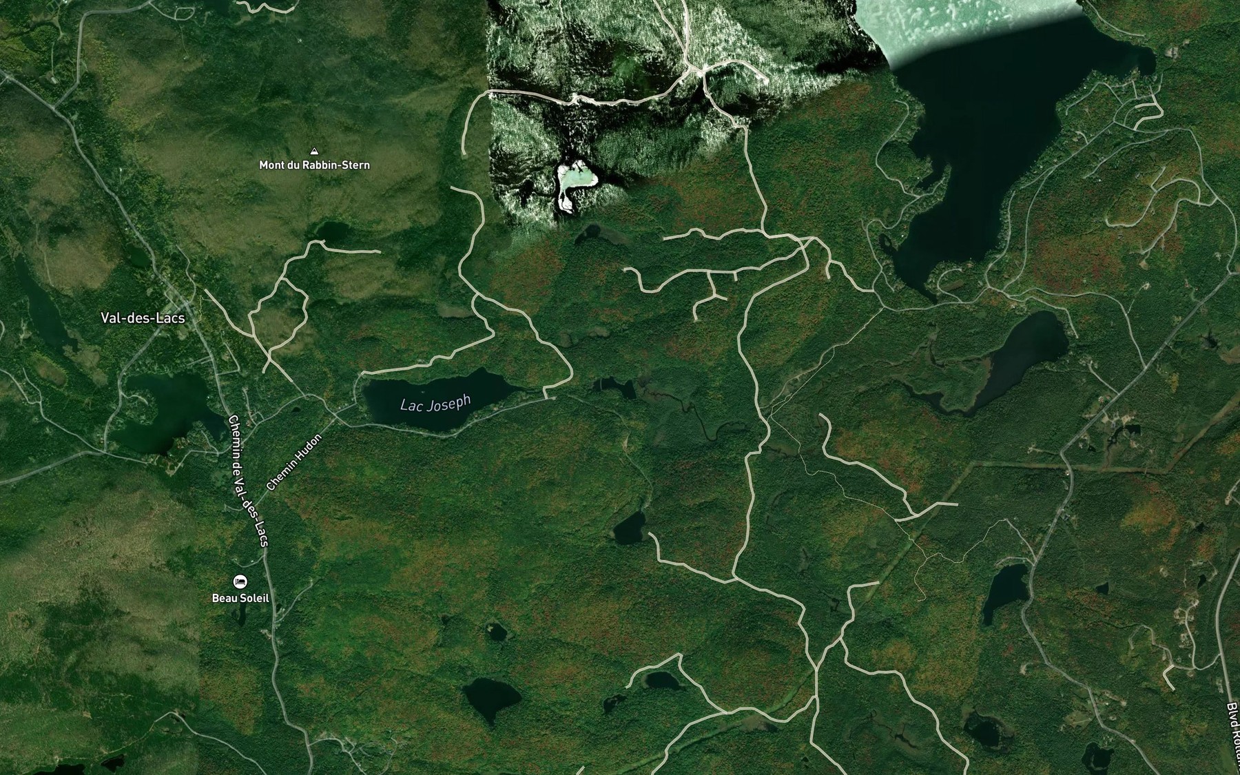Satellite map of the Lac Hetu