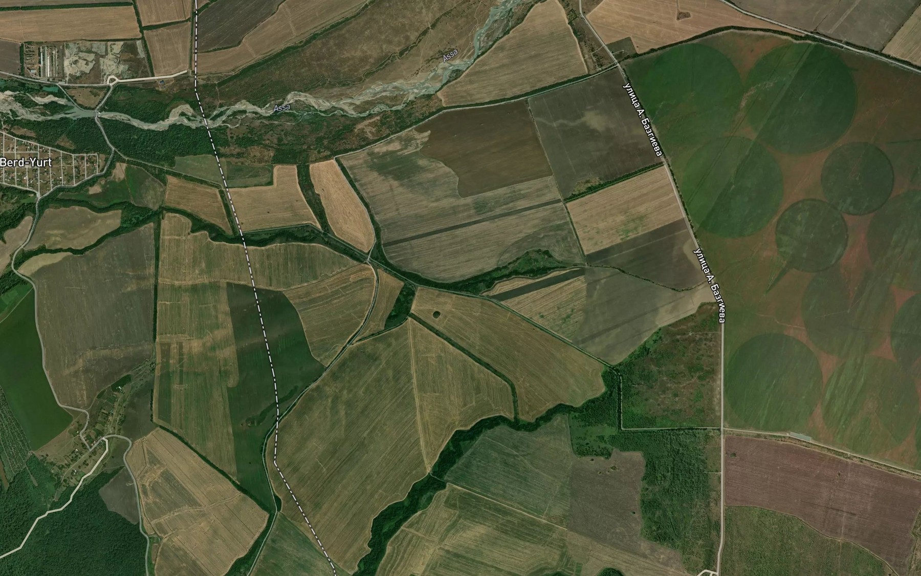 Satellite map of the Kanal Chemul'ga