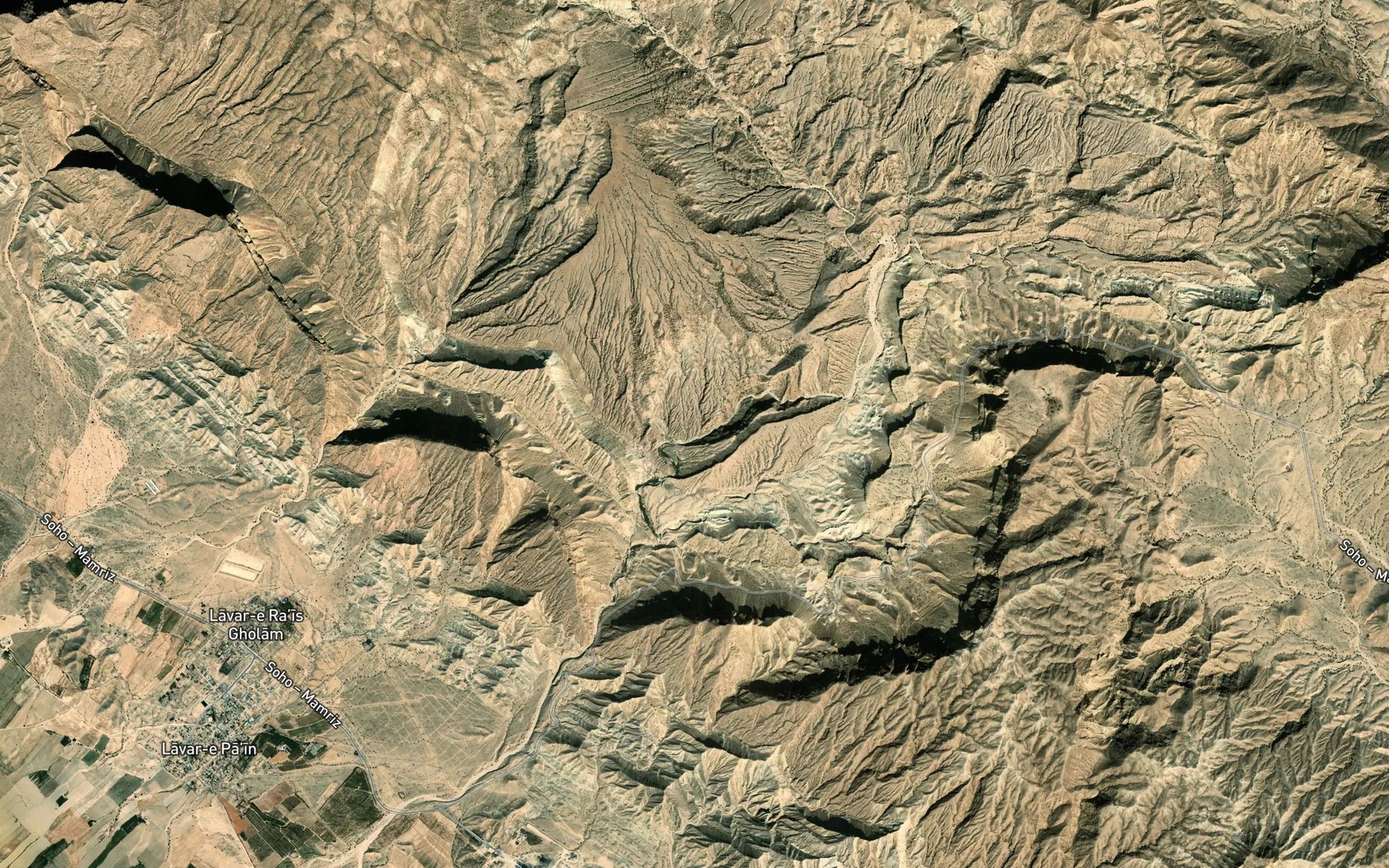 Satellite map of the Cheshmeh-ye Tang-e Seh Dar