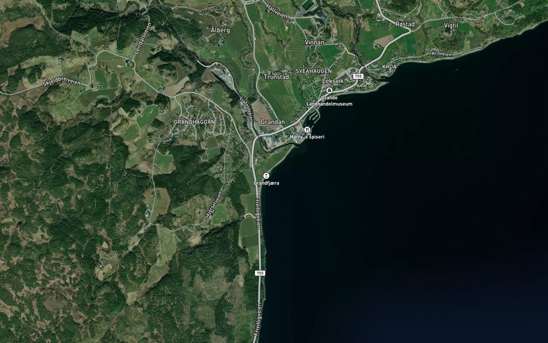 Satellite map of the Grandbukta