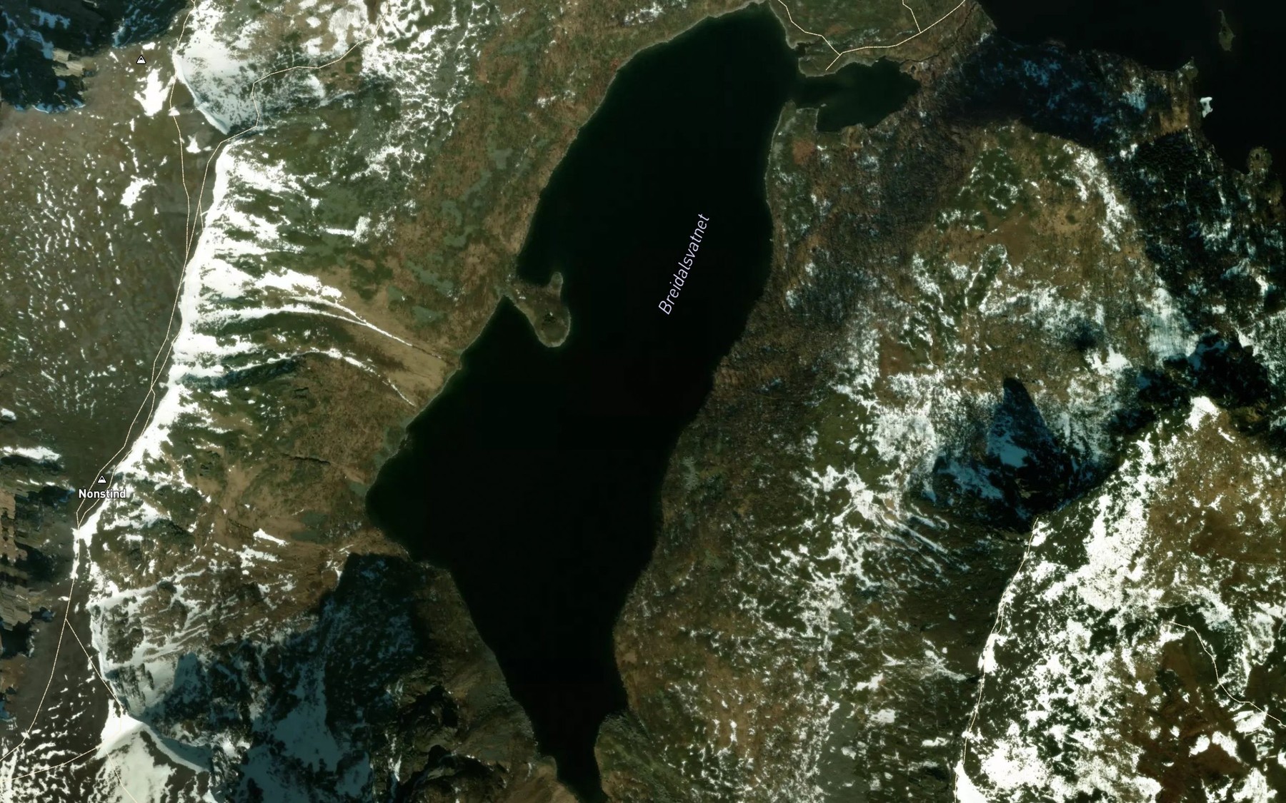 Satellite map of the Breidalsvatnet