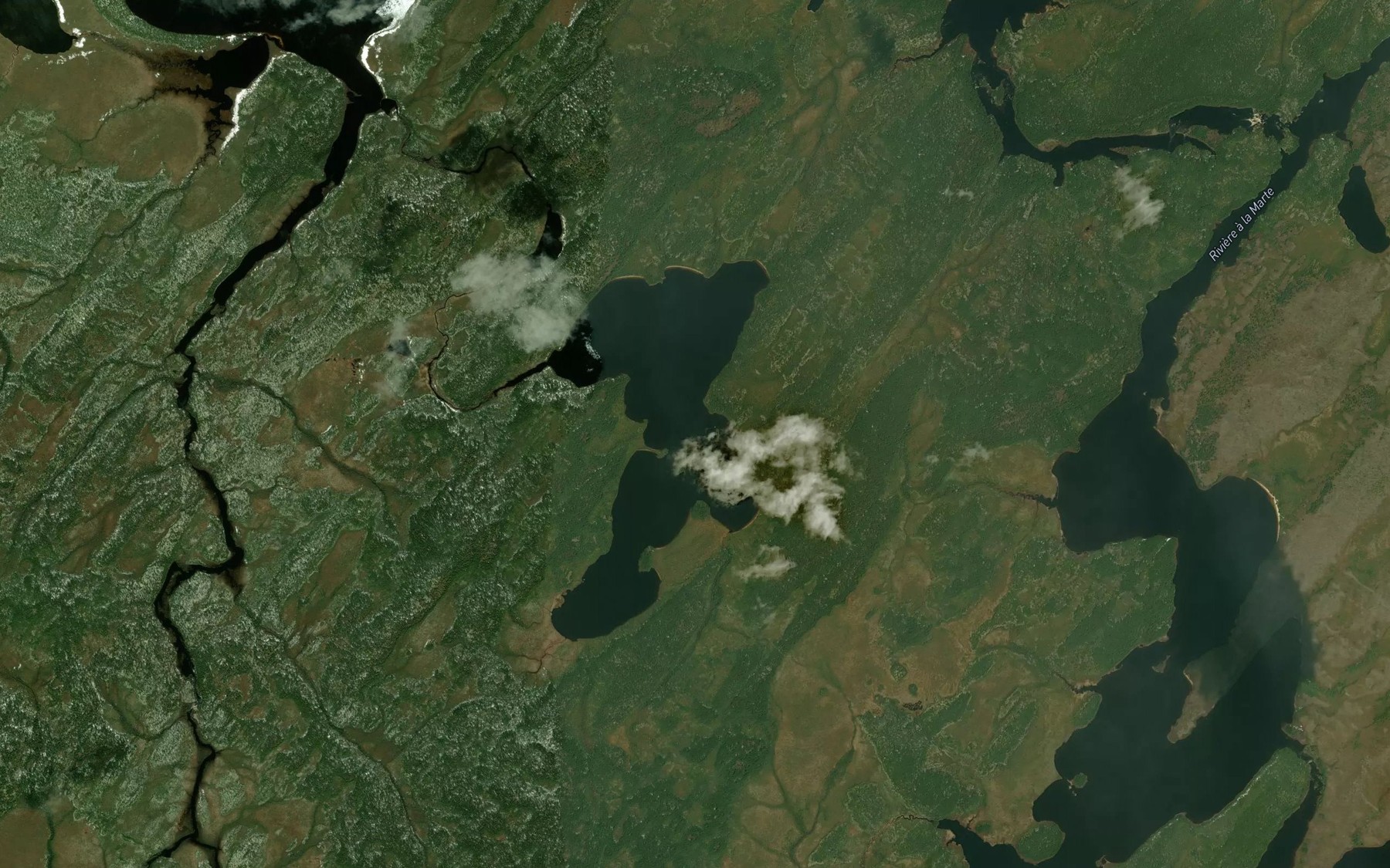 Satellite map of the Lac Uschiskw Kachimisut