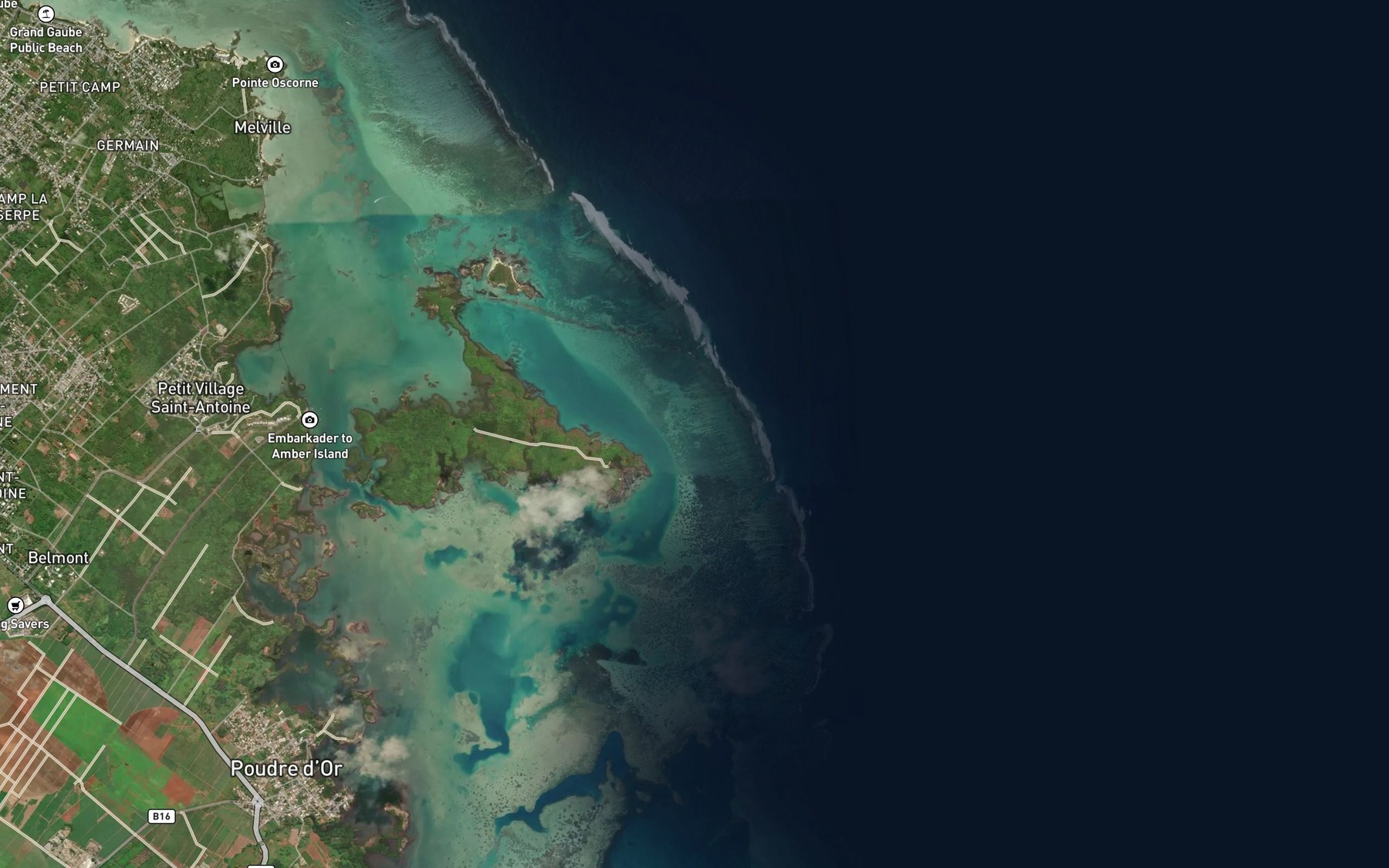 Satellite map of the Passe Saint Geran
