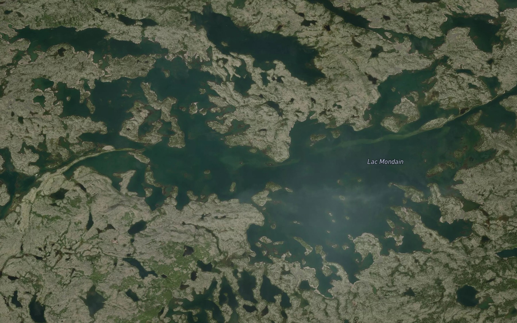 Satellite map of the Lac Mondain