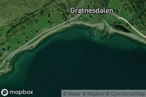 Grotnesbukta
