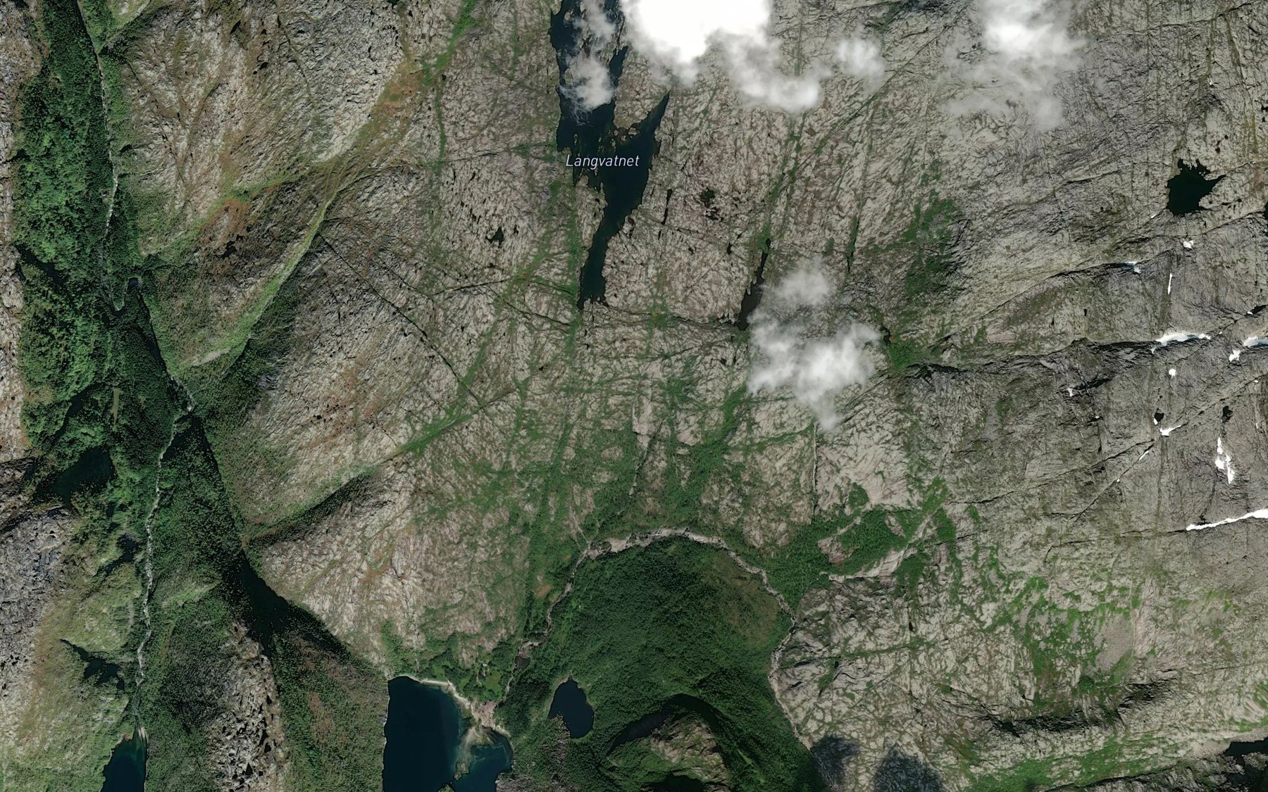 Satellite map of the Auselva