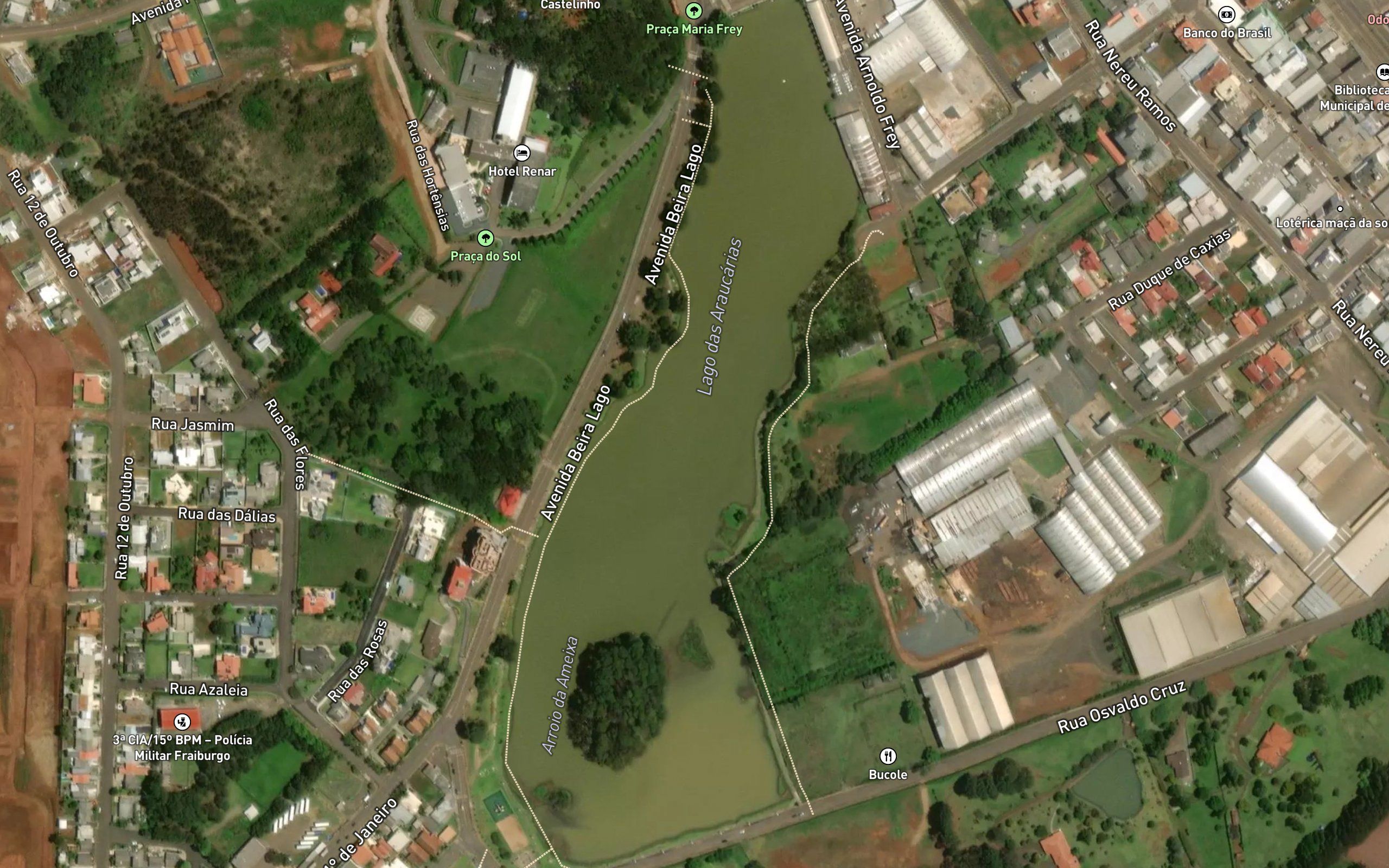Lago das Araucarias