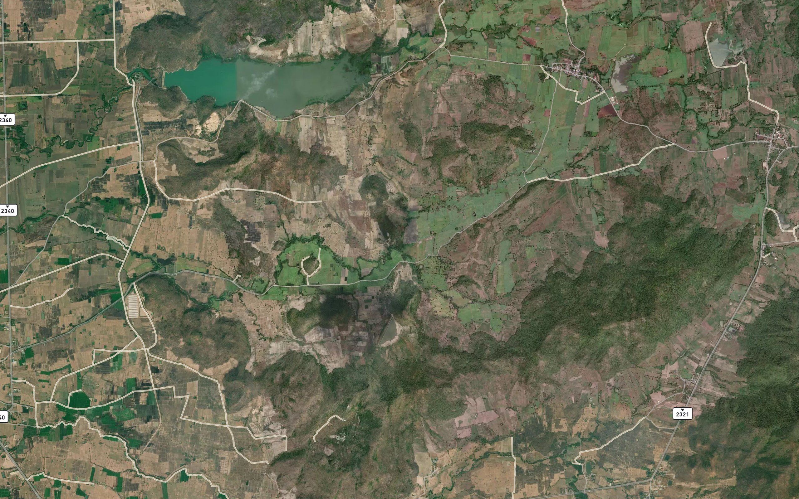 Khlong Saphan Hin