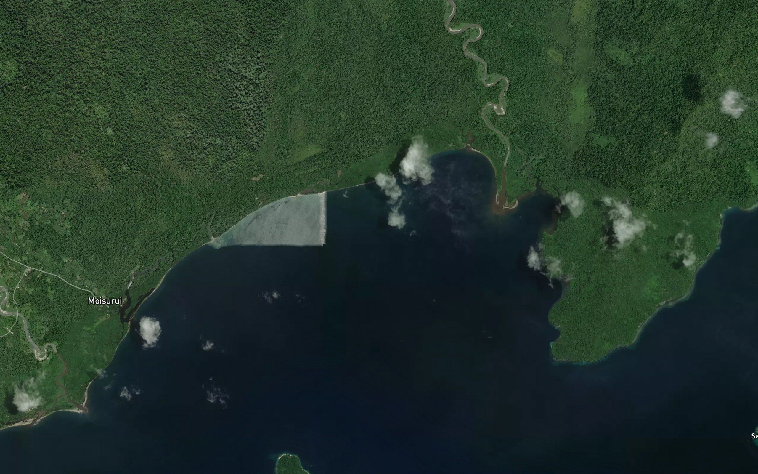 Moisuru Bay