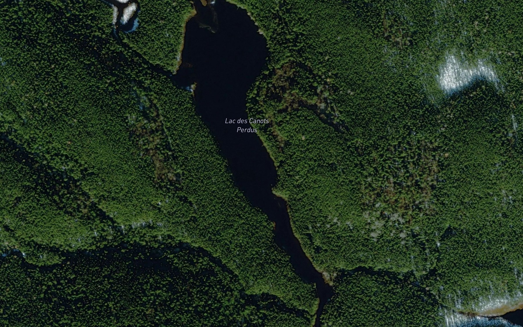Satellite map of the Lac des Canots Perdus