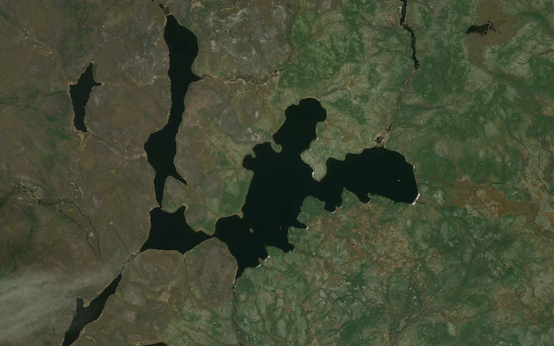 Satellite map of the Wapetischeewayhekan Lake