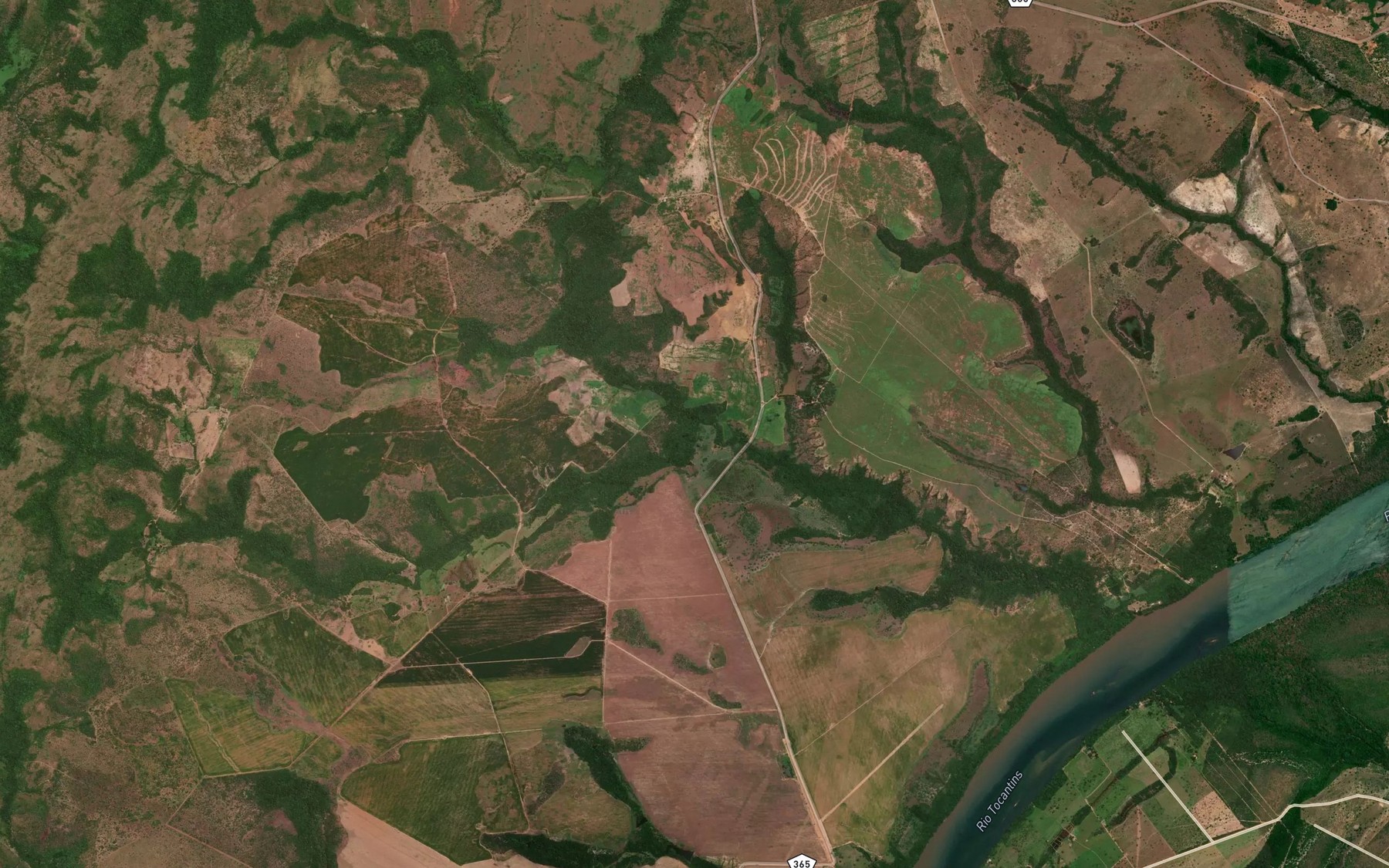 Satellite map of the Corrego da Salina