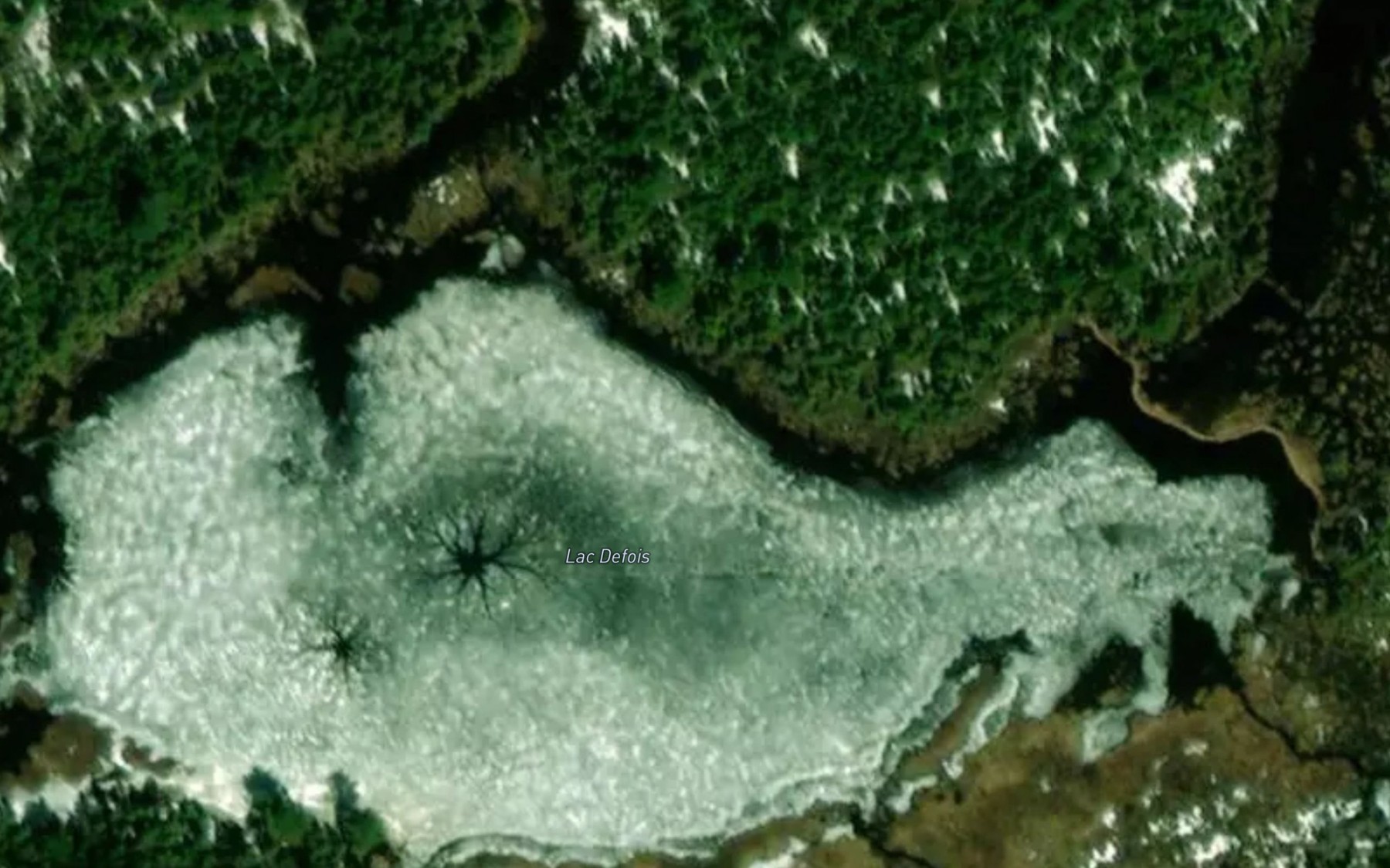 Satellite map of the Lac Defois