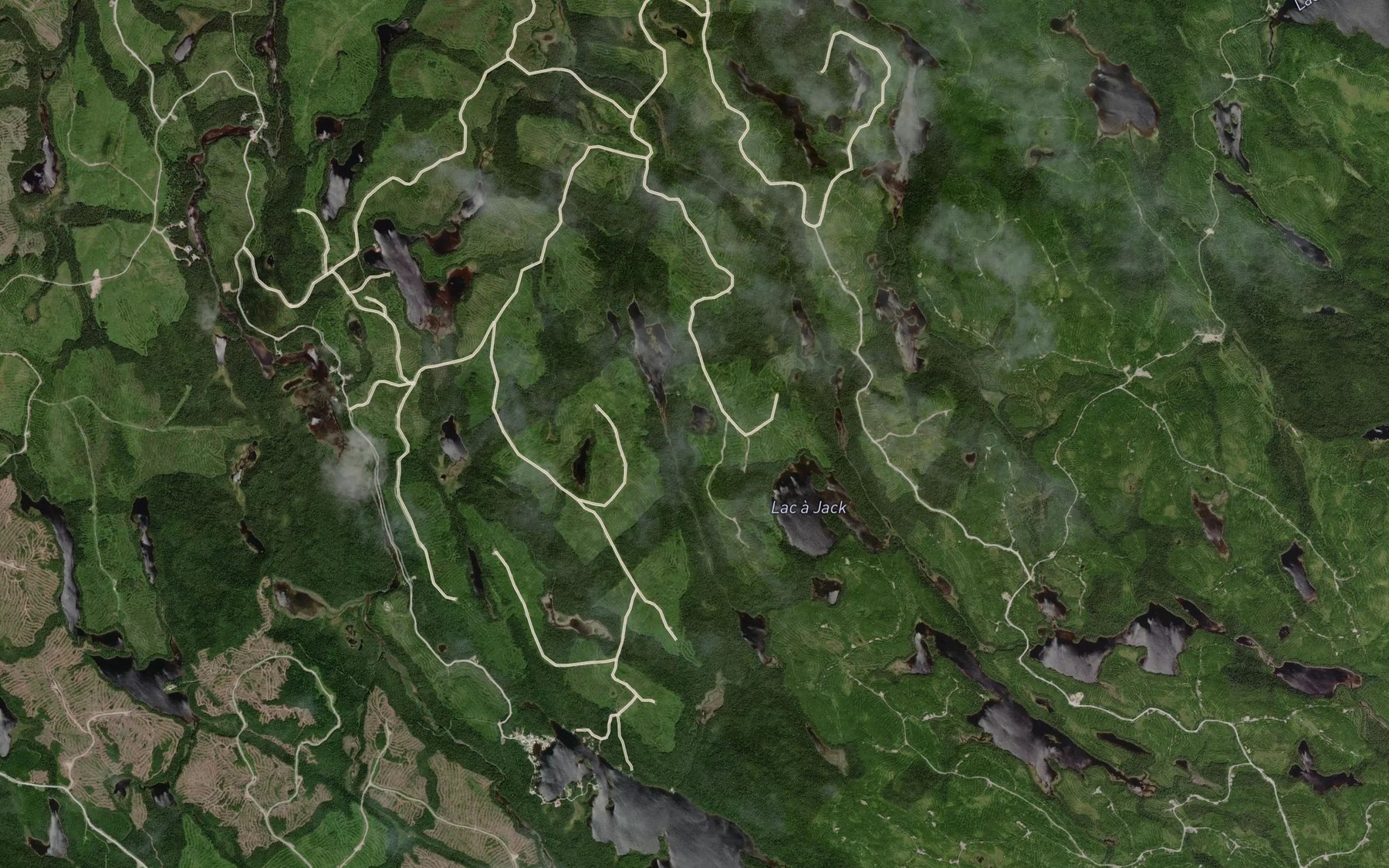 Satellite map of the Lac des Oisillons