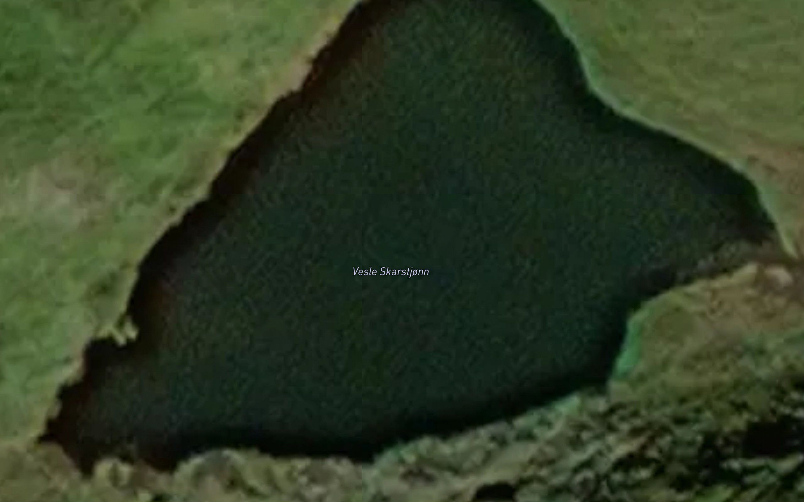 Vesle Skarstjonn