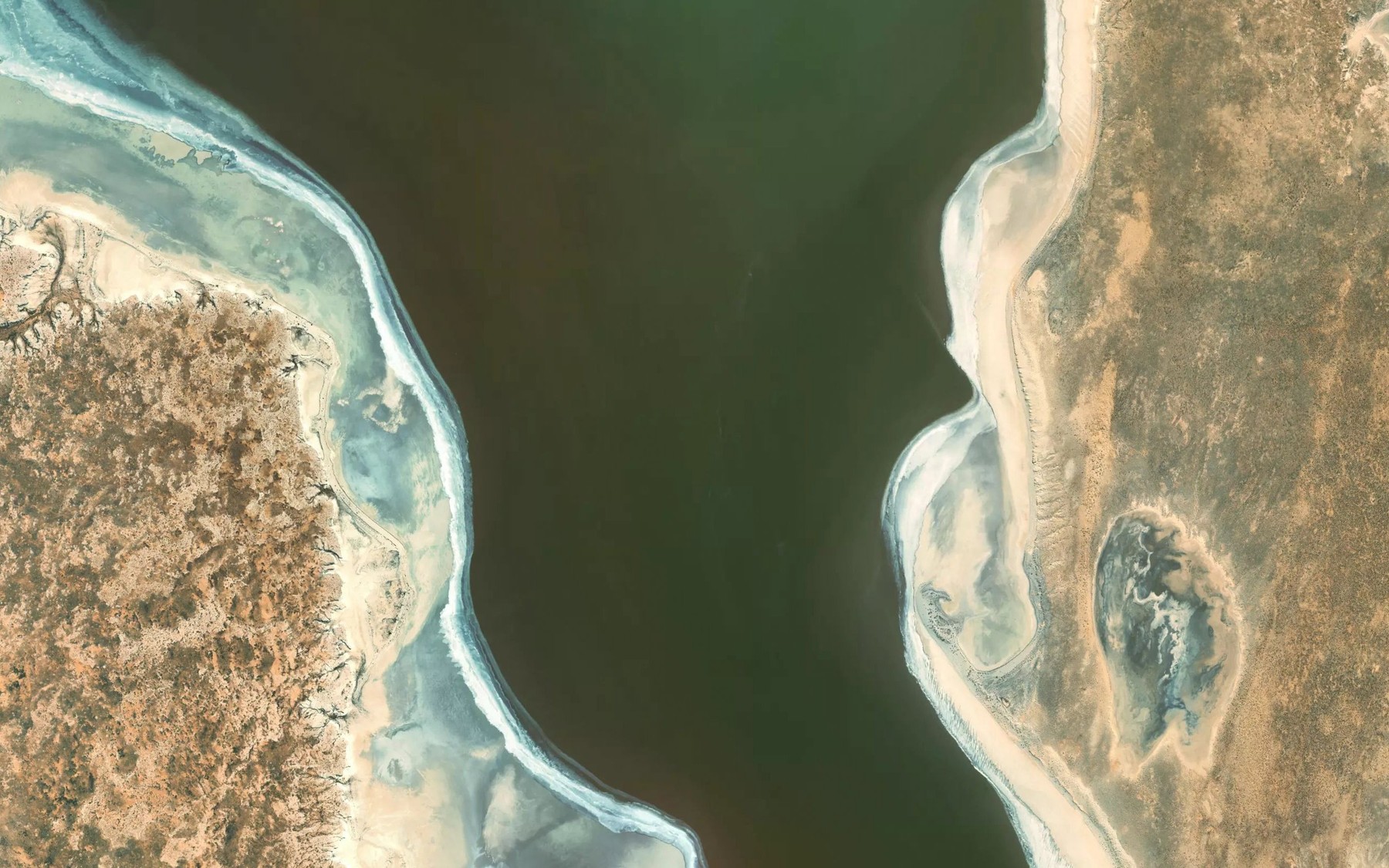 Satellite map of the Jackboot Bay