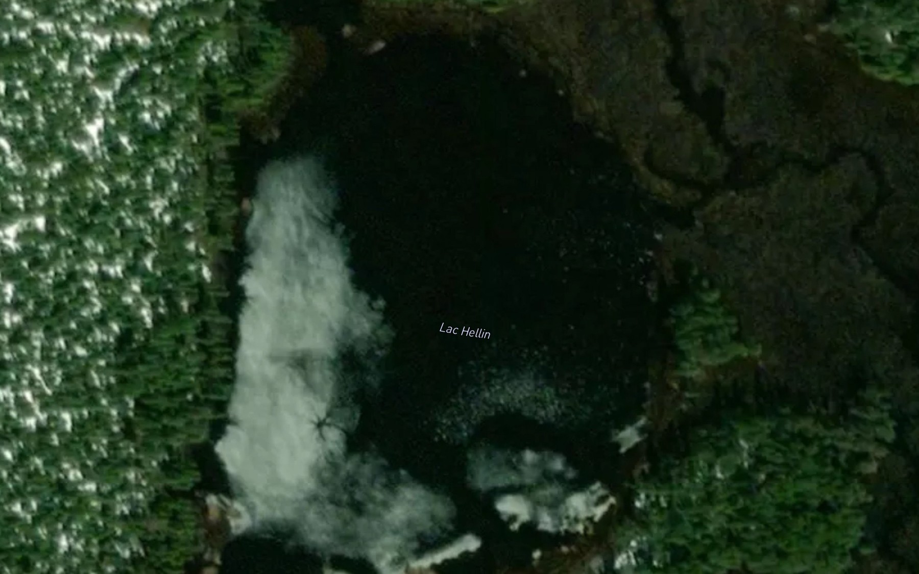Satellite map of the Lac Hellin
