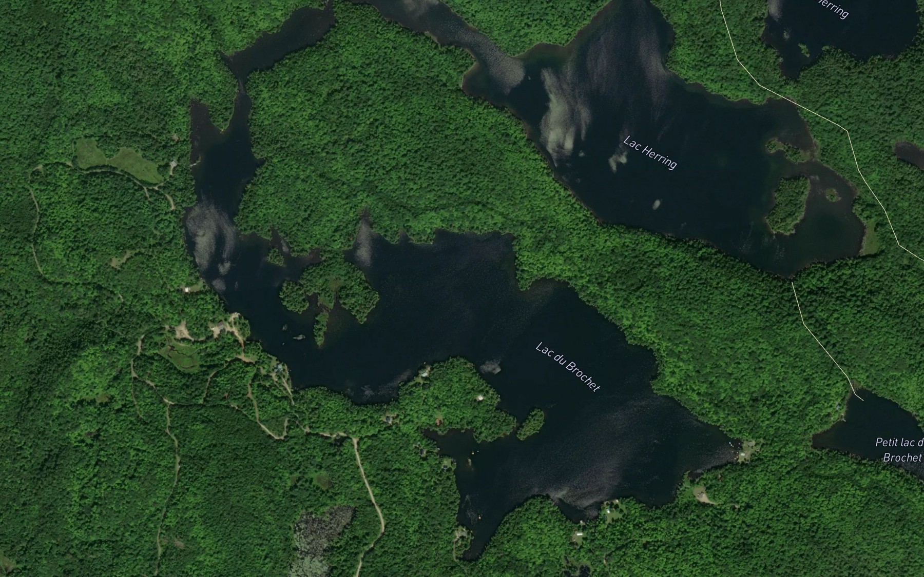 Satellite map of the Lac du Brochet