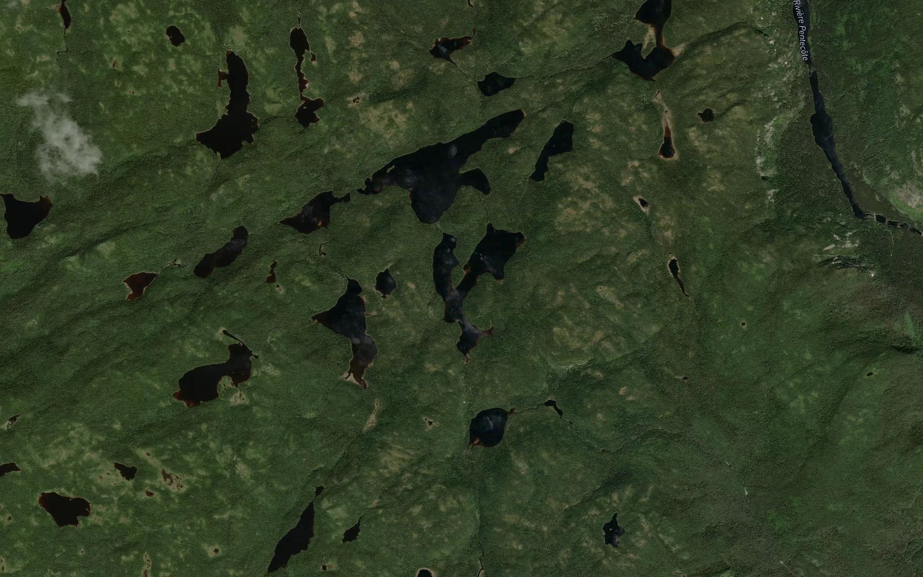 Satellite map of the Lac Fronde