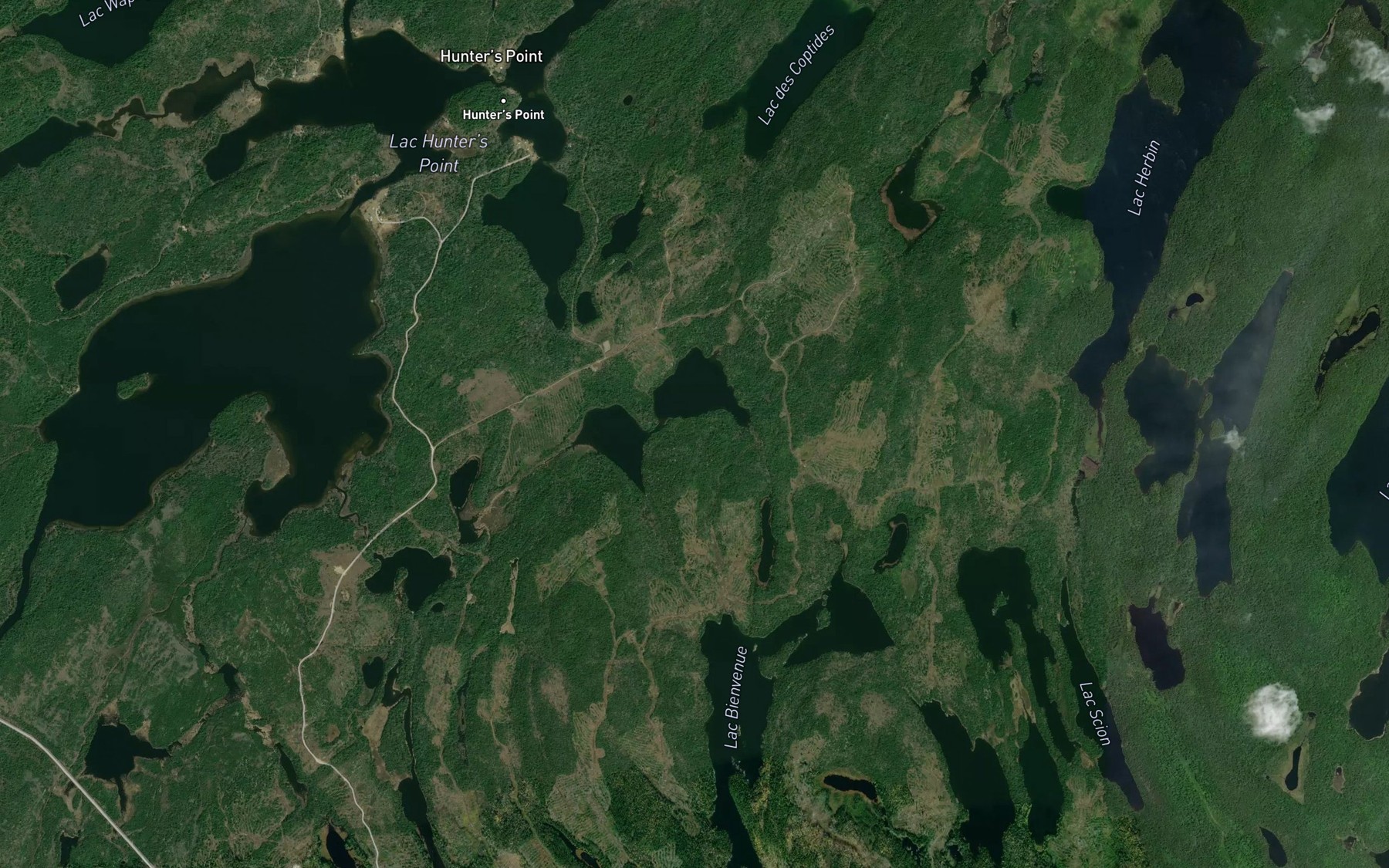 Satellite map of the Lac du Decours