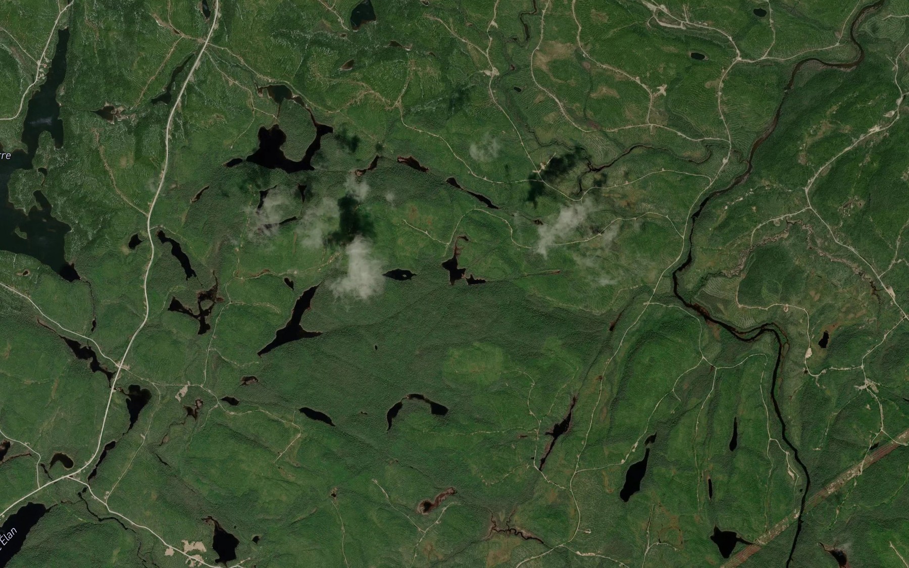 Satellite map of the Lac du Nordet