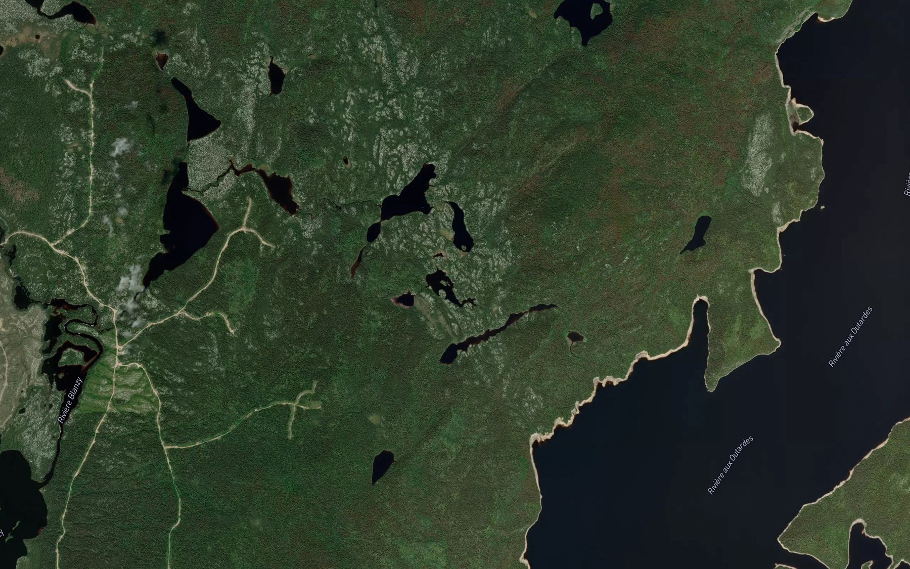 Satellite map of the Lac du Mais