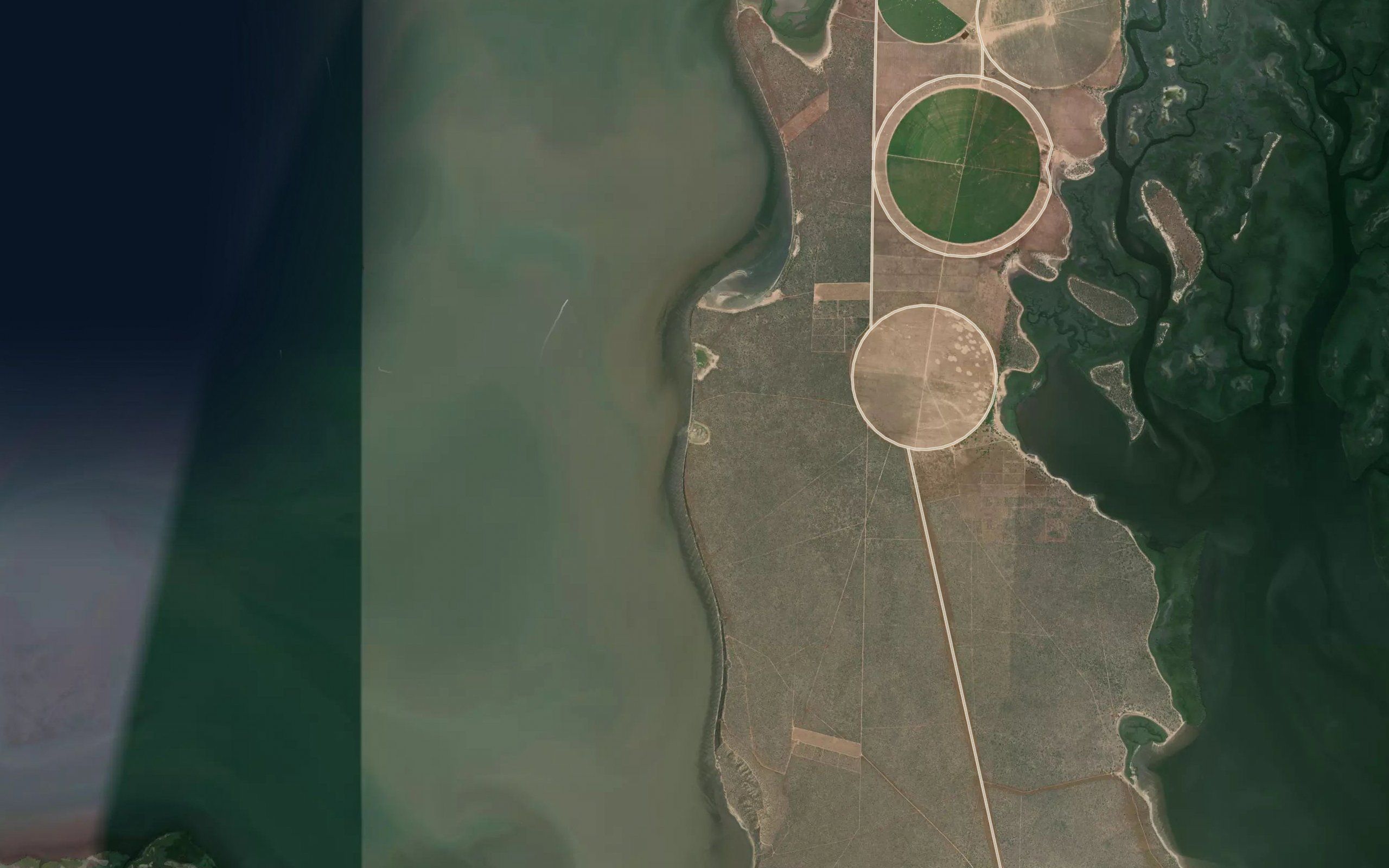 Laguna Loral