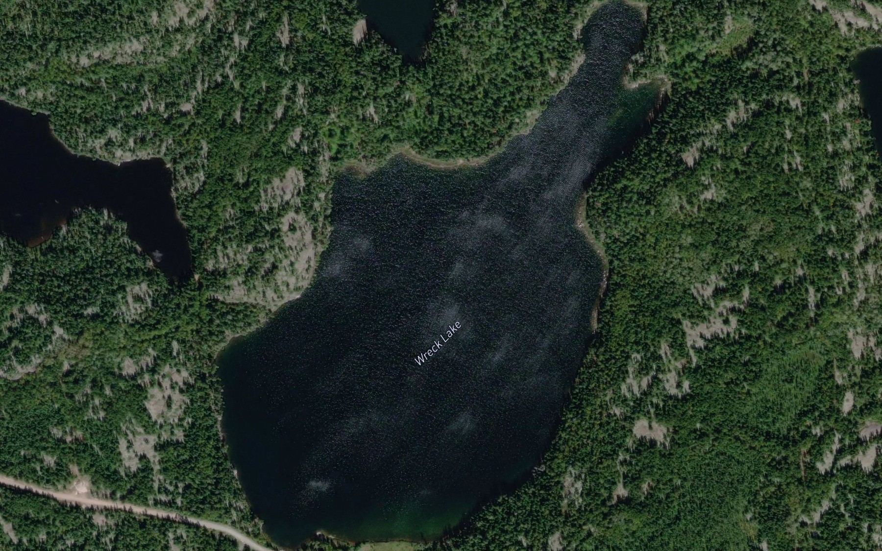 Satellite map of the Wreck Lake