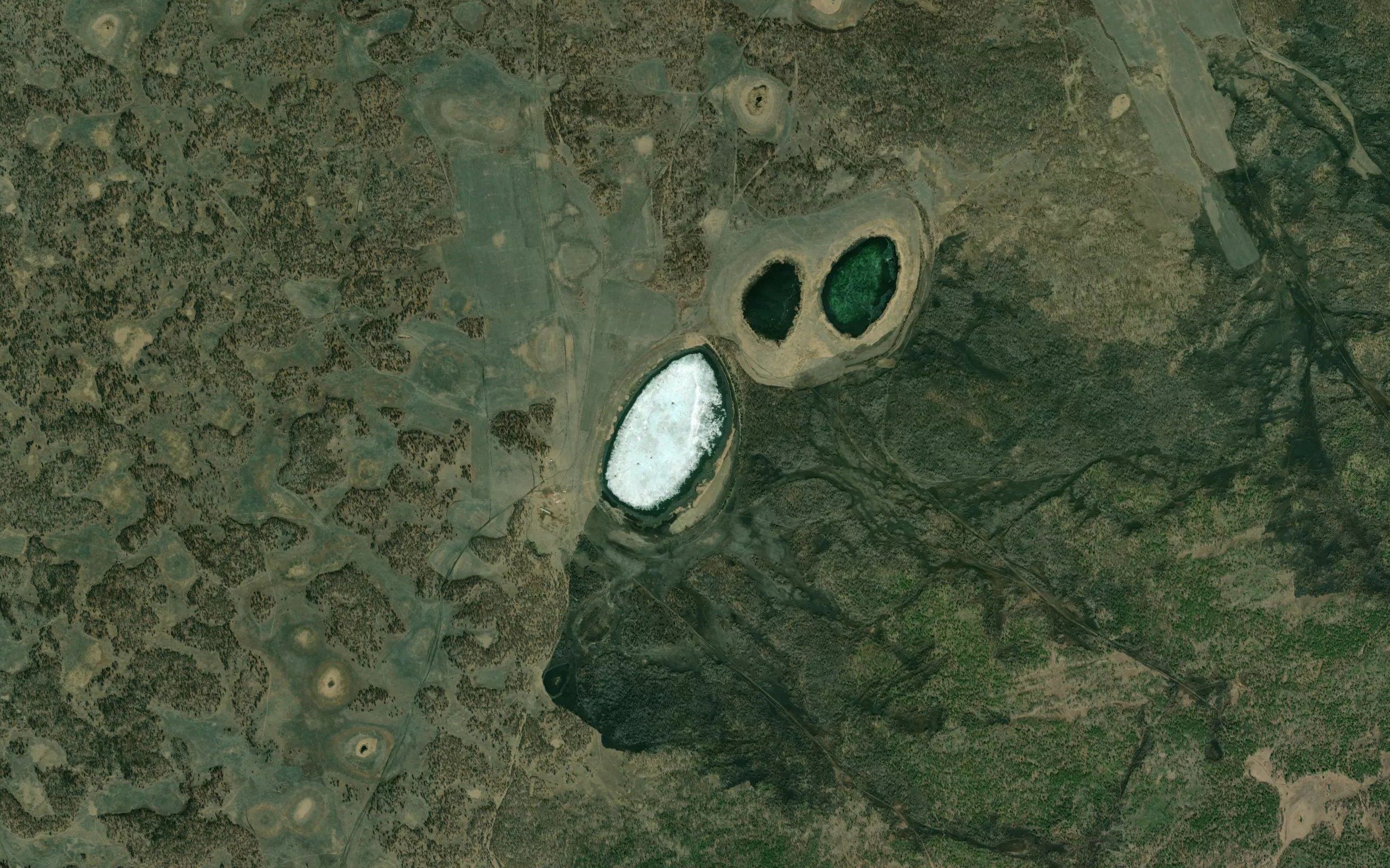 Ozero Levaya Kyrgynda