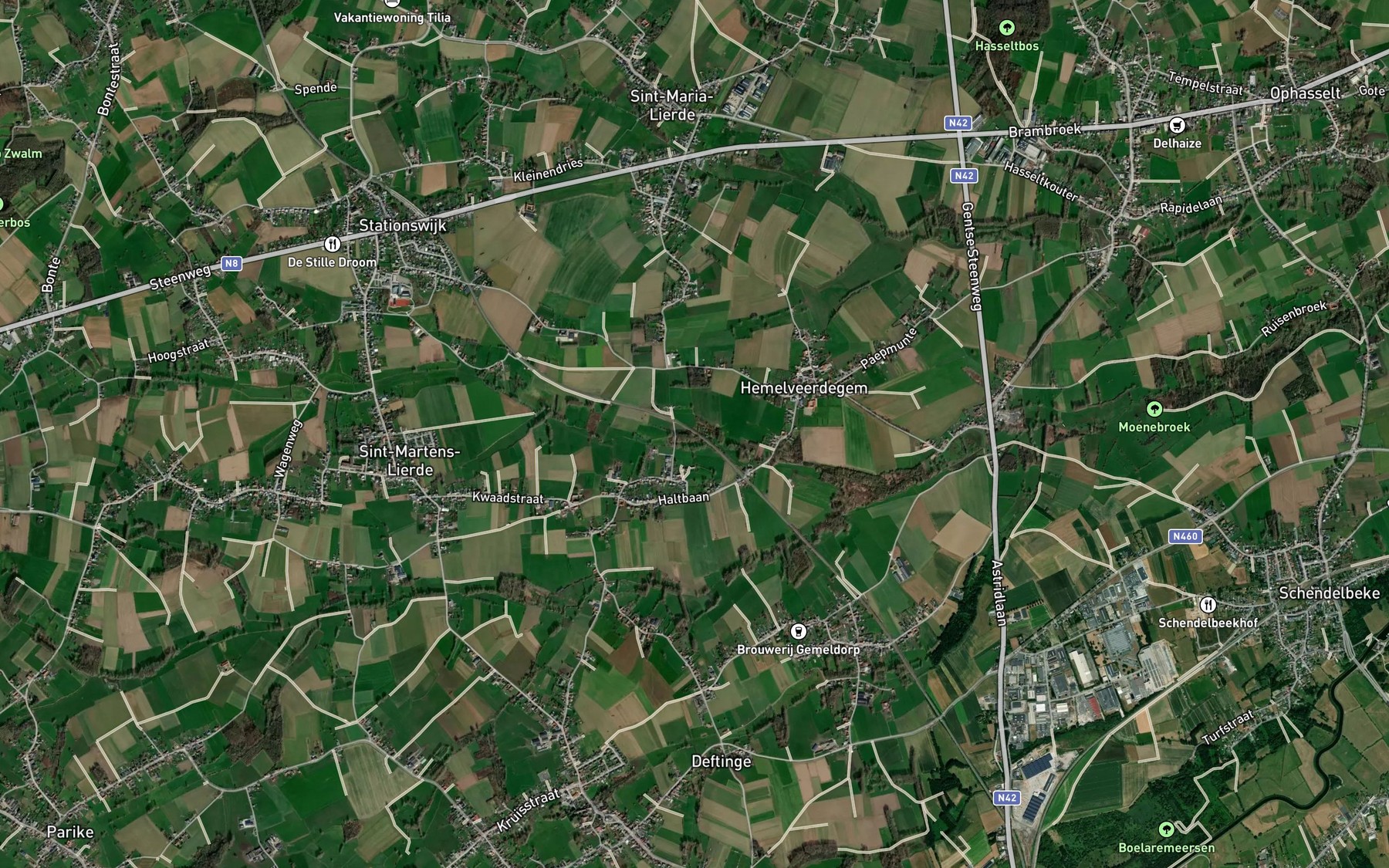 Satellite map of the Larebeek