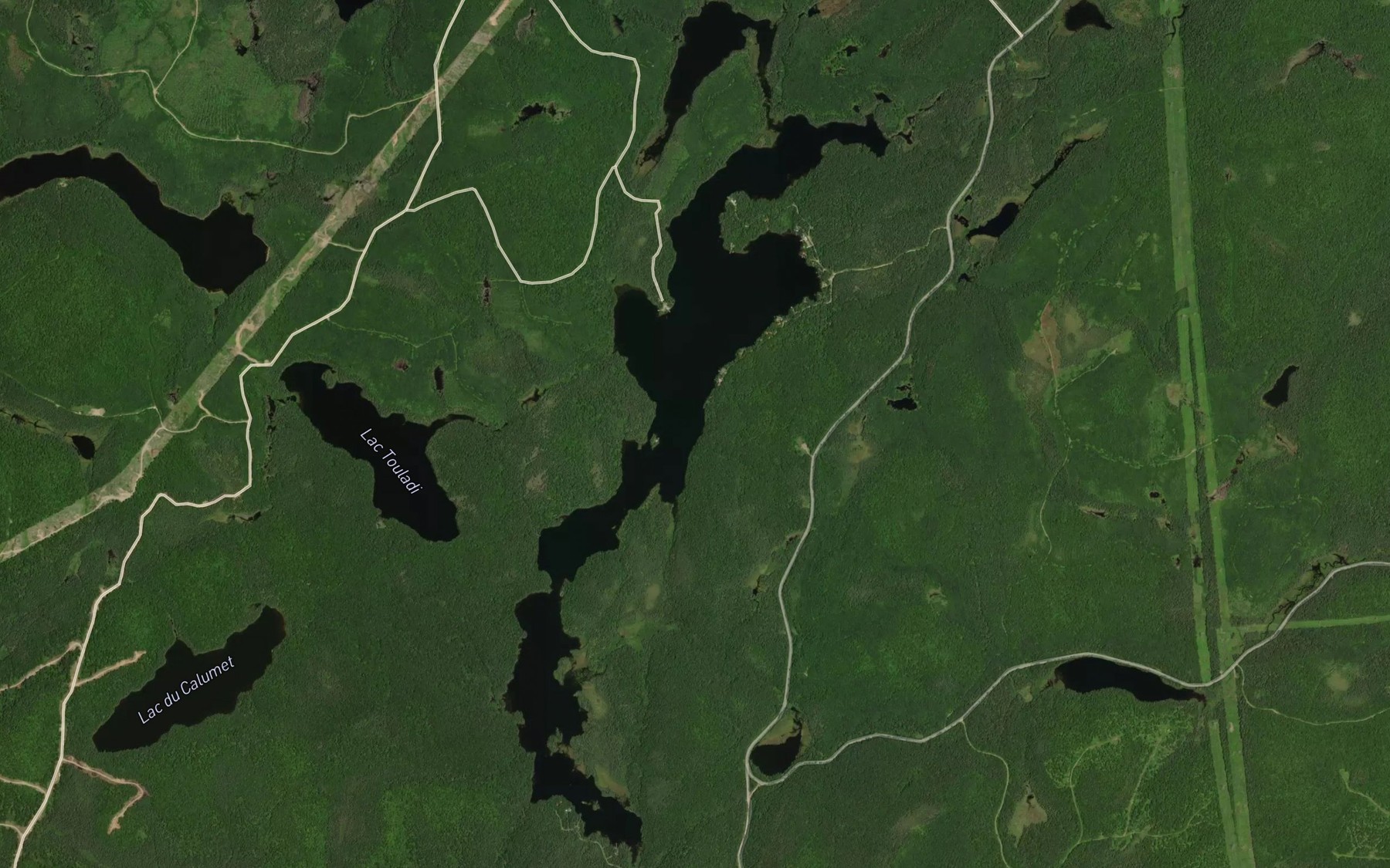 Satellite map of the Lac Adams