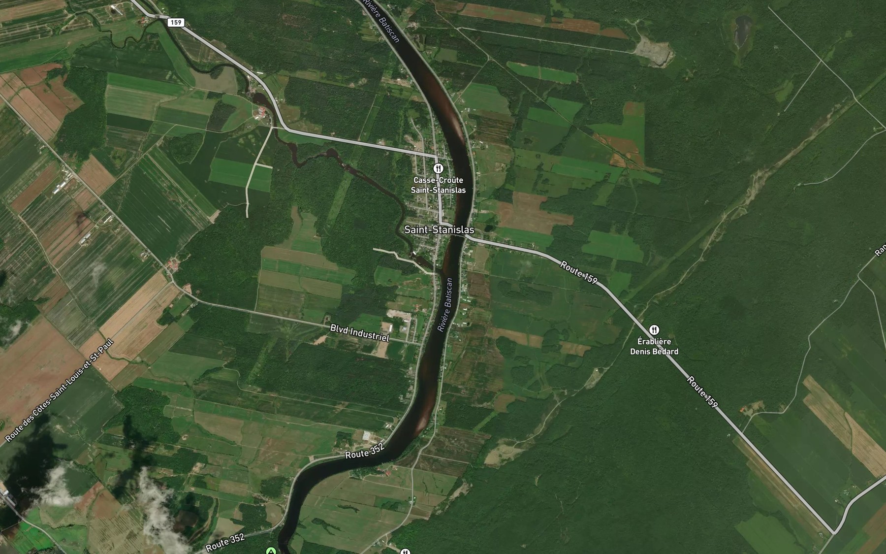 Satellite map of the Riviere des Envies