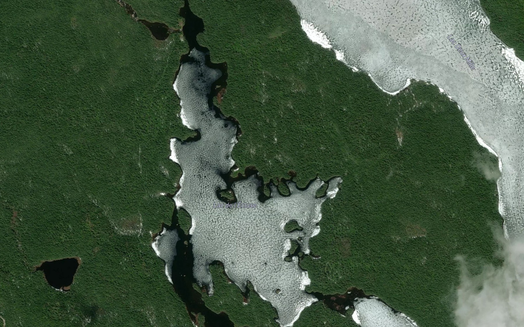 Satellite map of the Lac de l'Ecluse