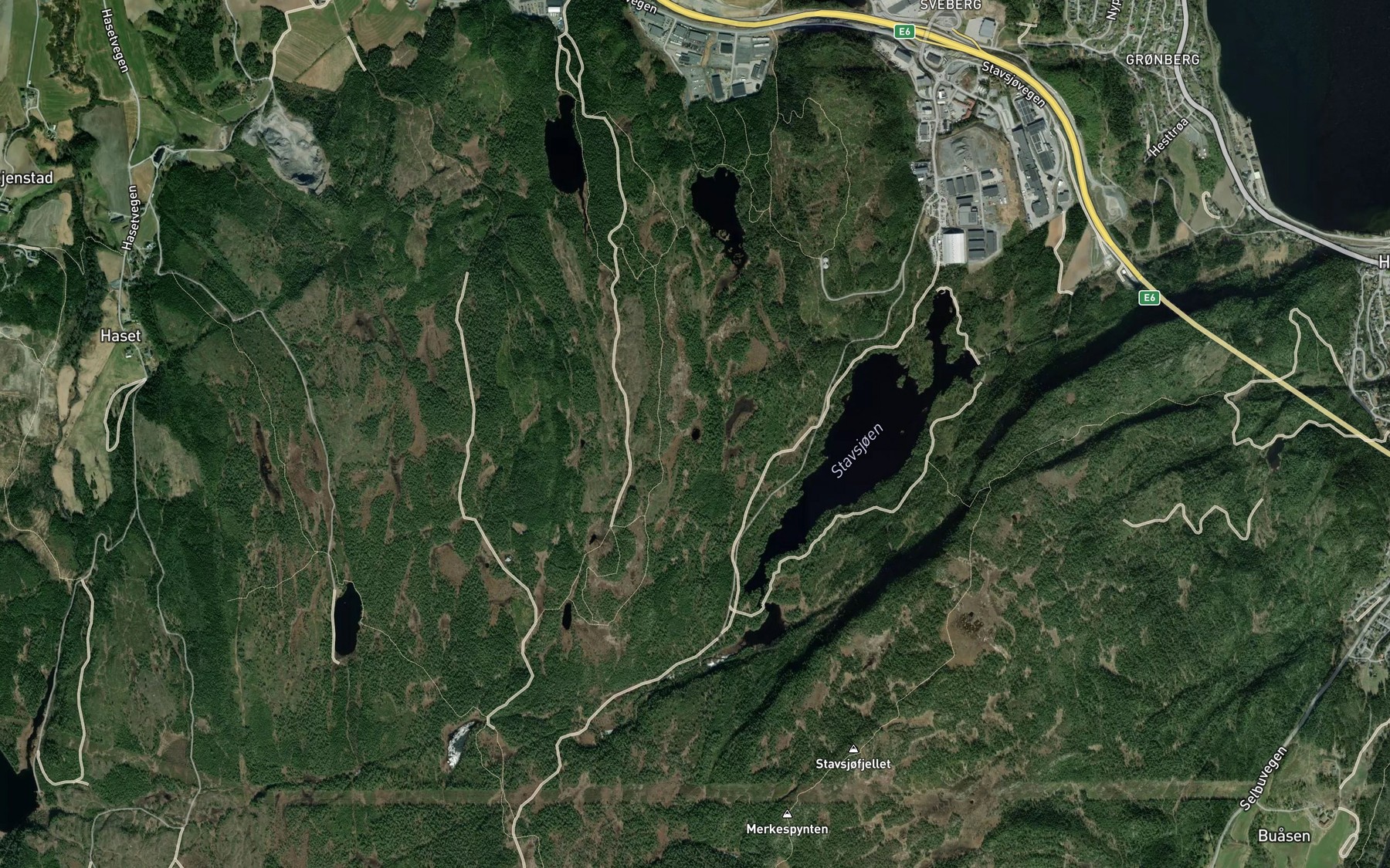 Satellite map of the Hallguttutjorna