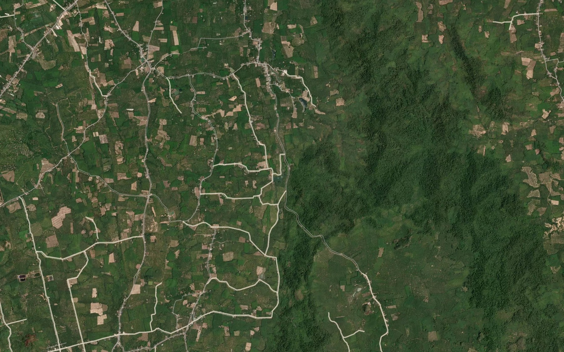 Satellite map of the Ang Kep Nam Huai Thap Wai