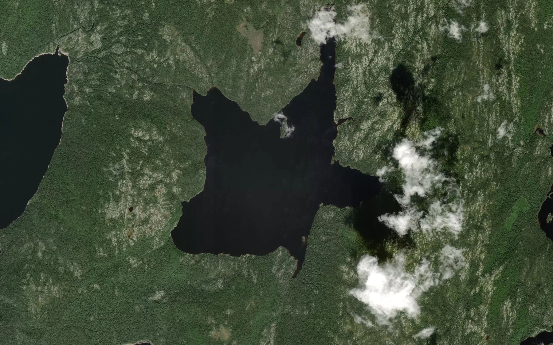Satellite map of the Lac Daubigeon