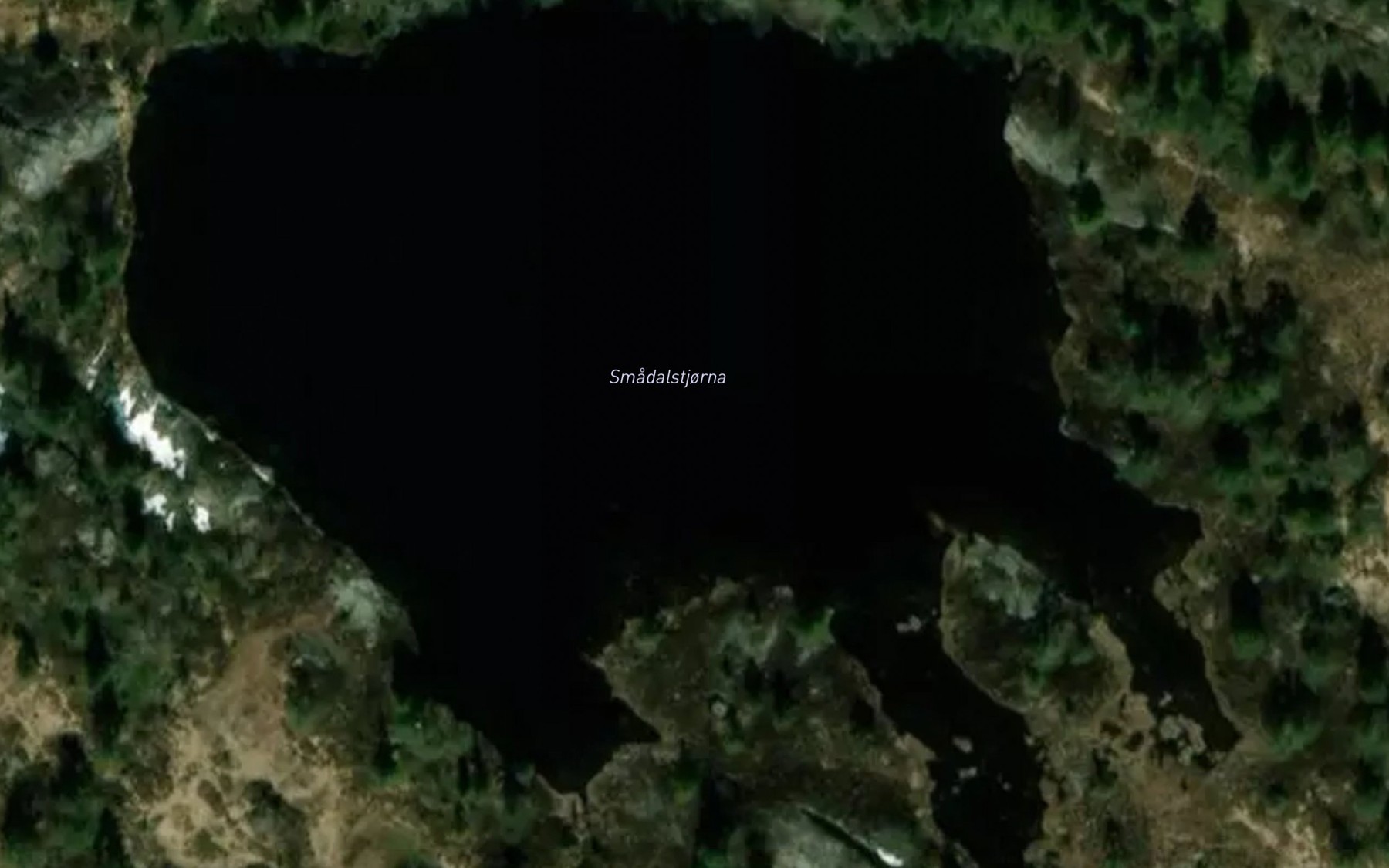 Satellite map of the Smadalstjonn