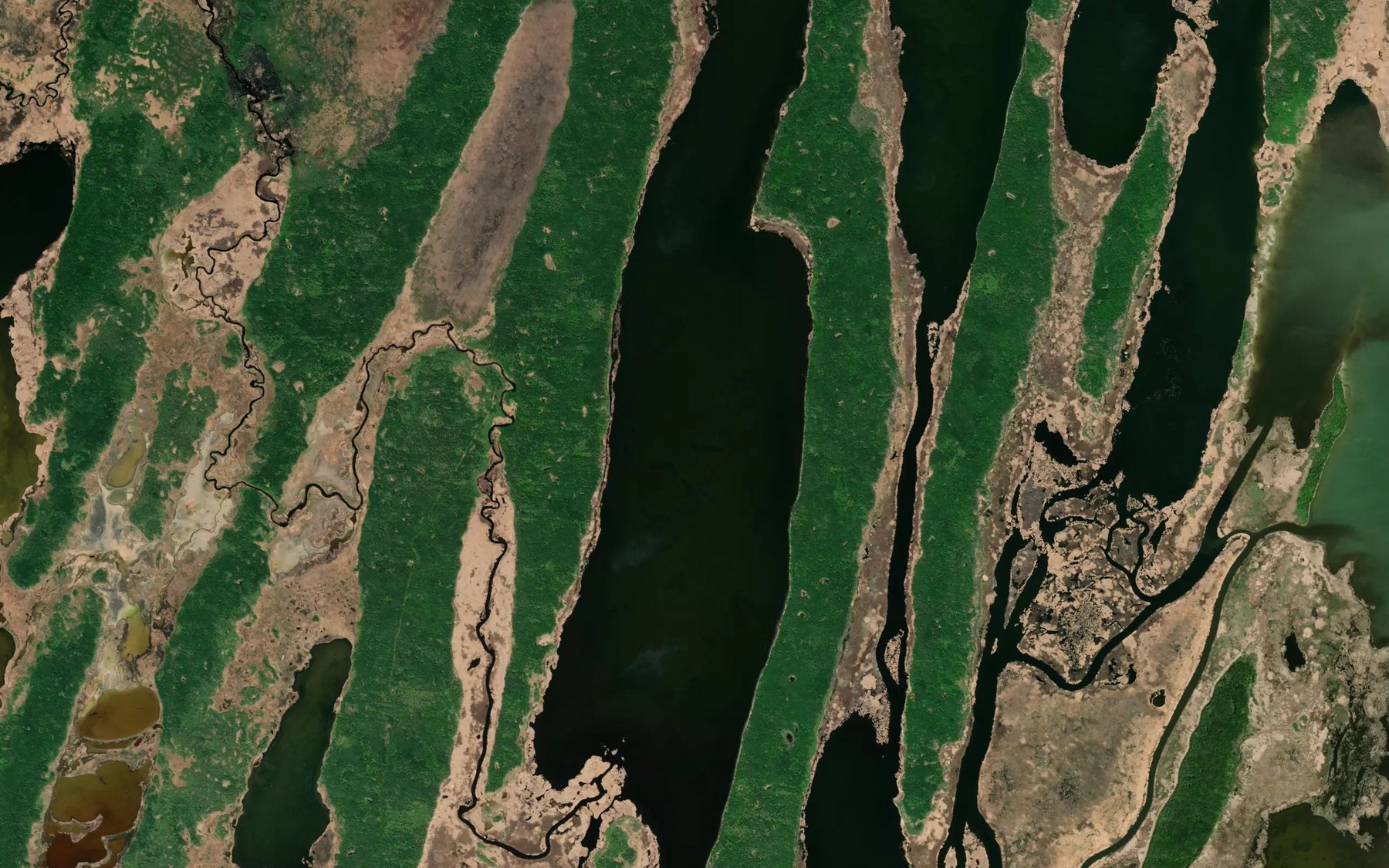 Satellite map of the Wigwam Lake