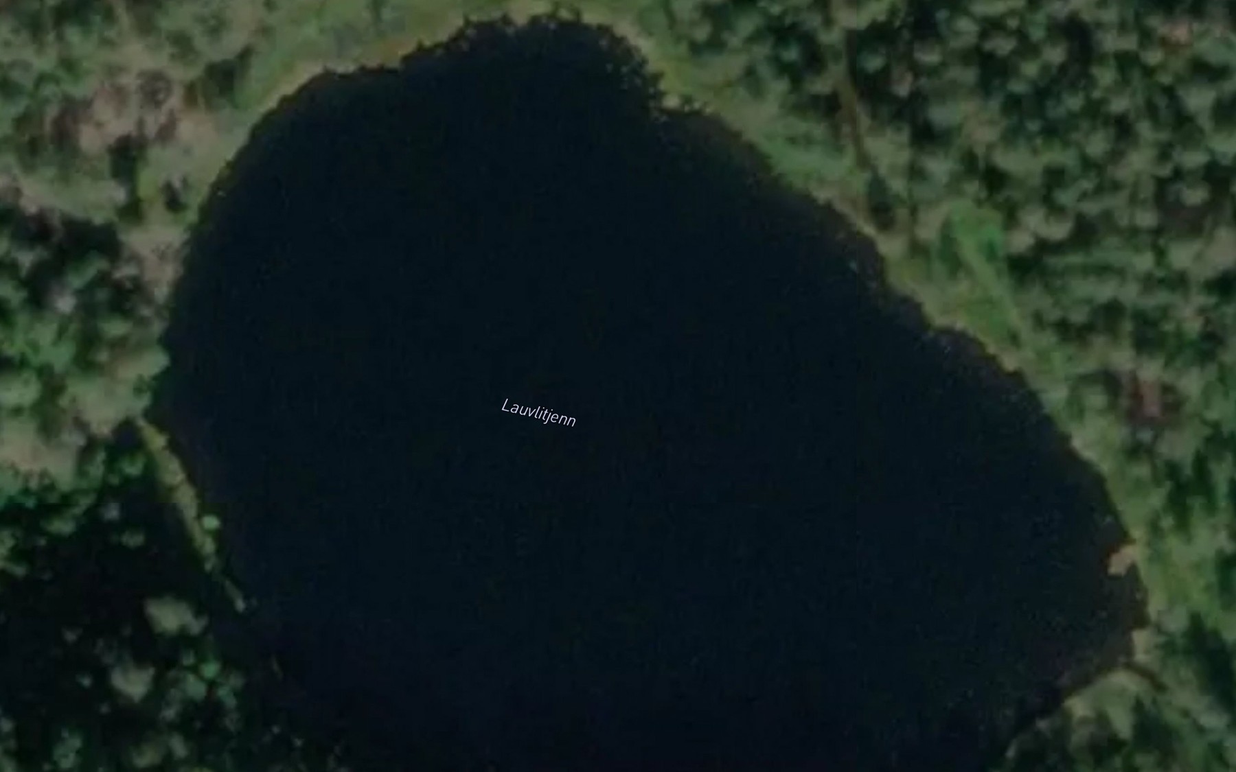 Satellite map of the Lauvlitjenn